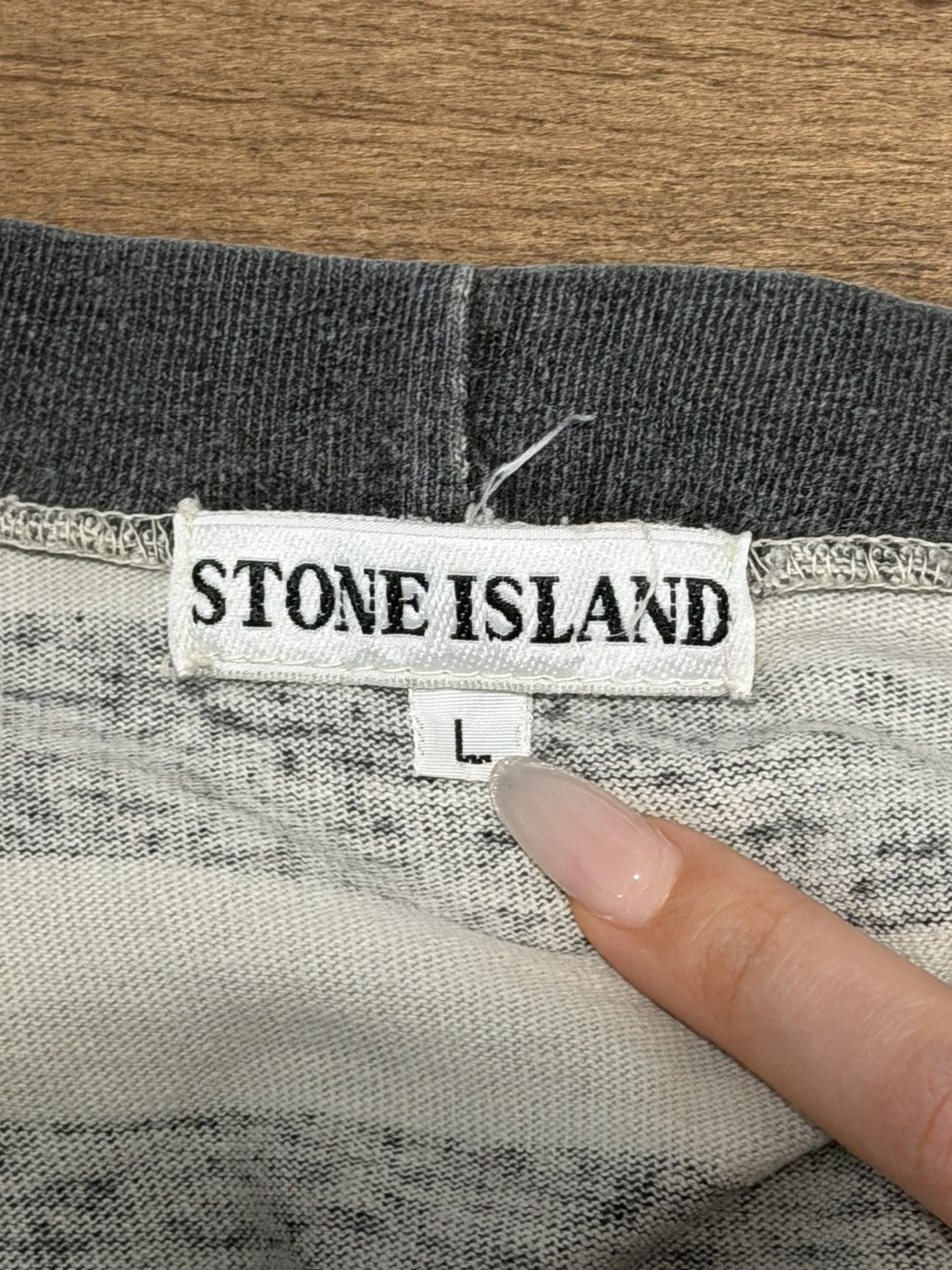 Stone Island Vintage 1980s Stone Island Embroidered Stripe T Shirt Size US L / EU 52-54 / 3 - 5 Thumbnail