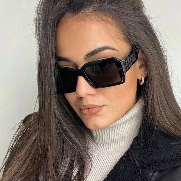 Fendi Fendi FE40073U 50E FENDI GRAPHY Sunglasses Brown Rectangle Size ONE SIZE - 2 Thumbnail