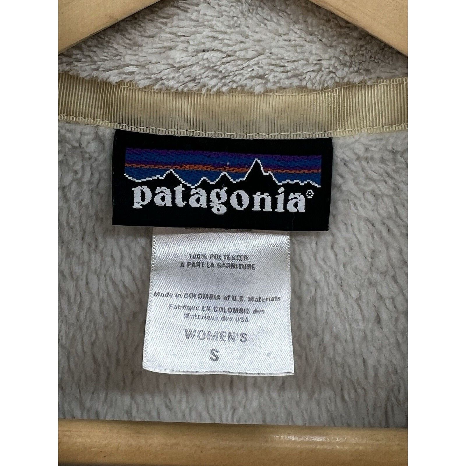 Patagonia Patagonia Re-Tool Snap-T Soft Cream Fleece Pullover Size S / US 4 / IT 40 - 3 Thumbnail