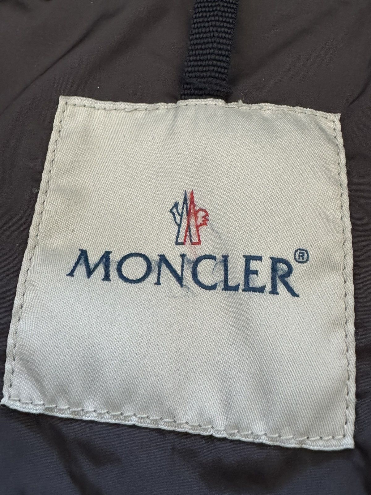 Moncler Moncler Lisbonne giubbotto puffer jacket Size US XL / EU 56 / 4 - 9 Thumbnail