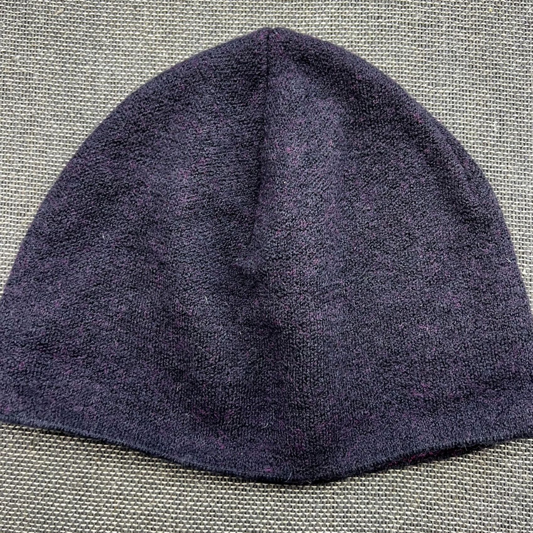 Vintage Devold Beanie Unisex Adults One Size 100% Virgin Wool Fleece Purple Thermal Knit Hat Size ONE SIZE - 3 Thumbnail