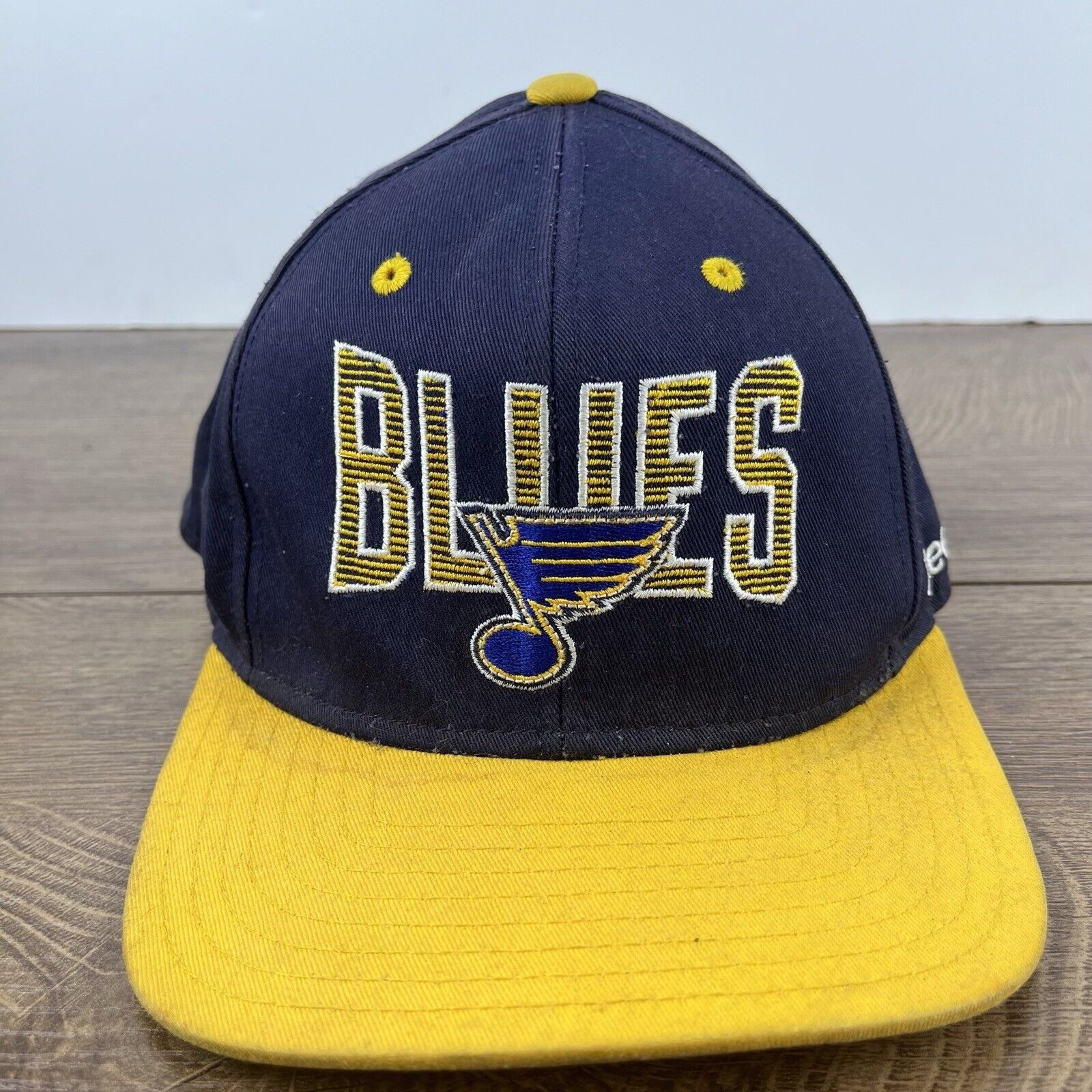 Reebok St Louis Blues Reebok Hat Snapback Blue Cap Adjustable Blue Size ONE SIZE - 2 Thumbnail