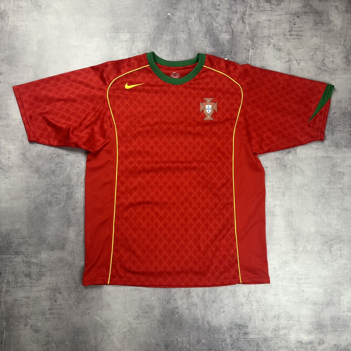 Nike Rare! Portugal Nike Vintage Soccer Jersey Shirt 00s Size US L / EU 52-54 / 3 - 2 Thumbnail