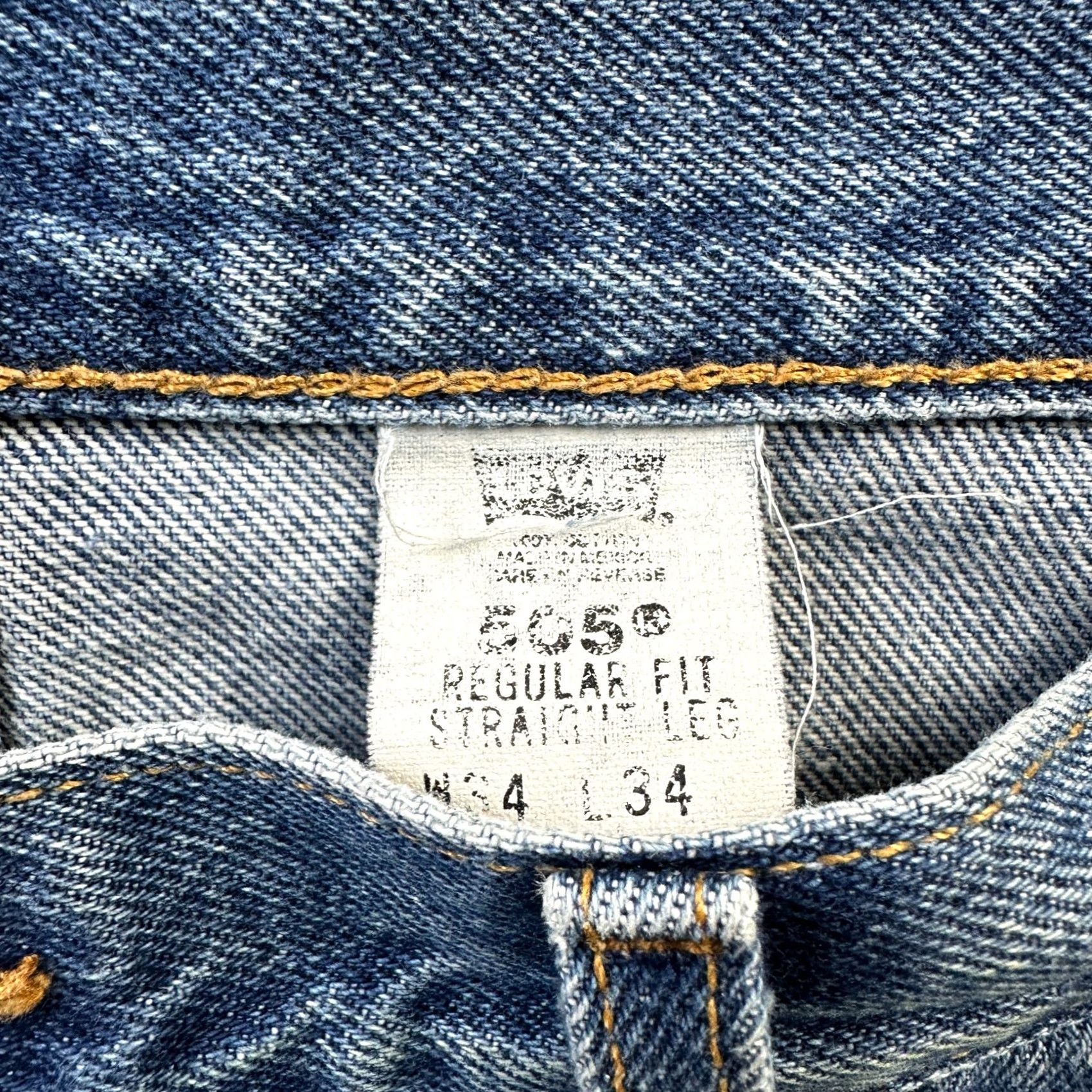 Levi's VINTAGE Levi's Jeans Mens 34x34 505 Blue Denim Faded 2002 90s Cowboy Distressed Pockets 5-Pocket Regular Rise Mid Denim Cotton Solid Blue 34x34 Mens Size US 34 / EU 50 - 7 Thumbnail