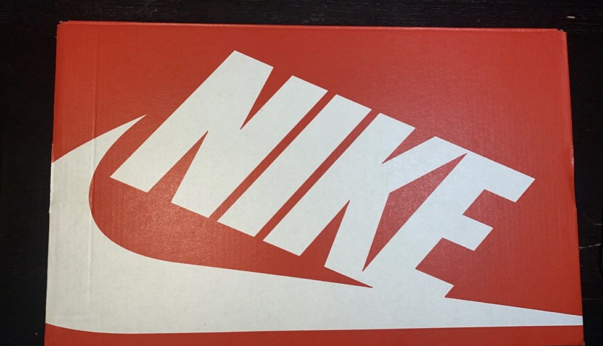 Nike Dunk Low White/BlueNavy Size US 6 / EU 39 - 9 Thumbnail