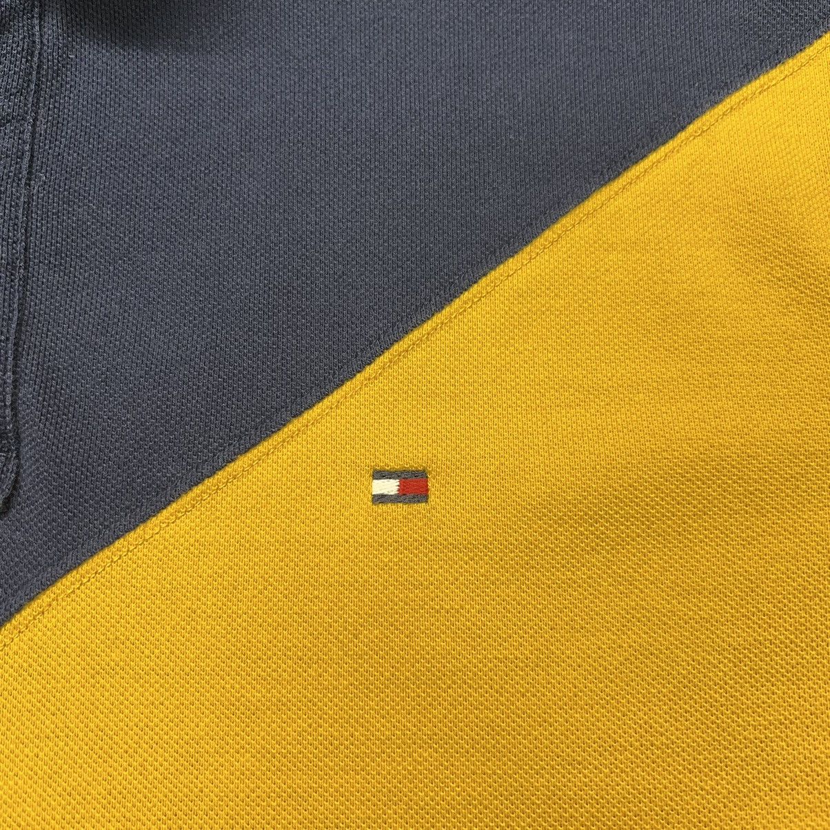 Tommy Hilfiger Tommy Hilfiger Polo Blue Yellow Custom Fit White Golf Flag Size US L / EU 52-54 / 3 - 3 Thumbnail