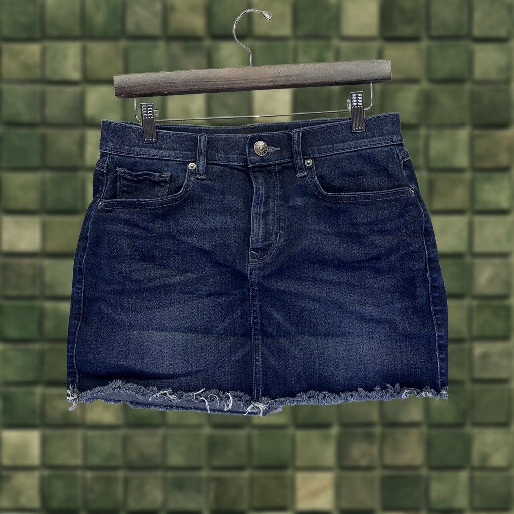 Express VINTAGE Express Denim Skirt Shirt Womens 6 Short Blue Stretch See Photos Size 28" / US 6 / IT 42 - 1 Thumbnail