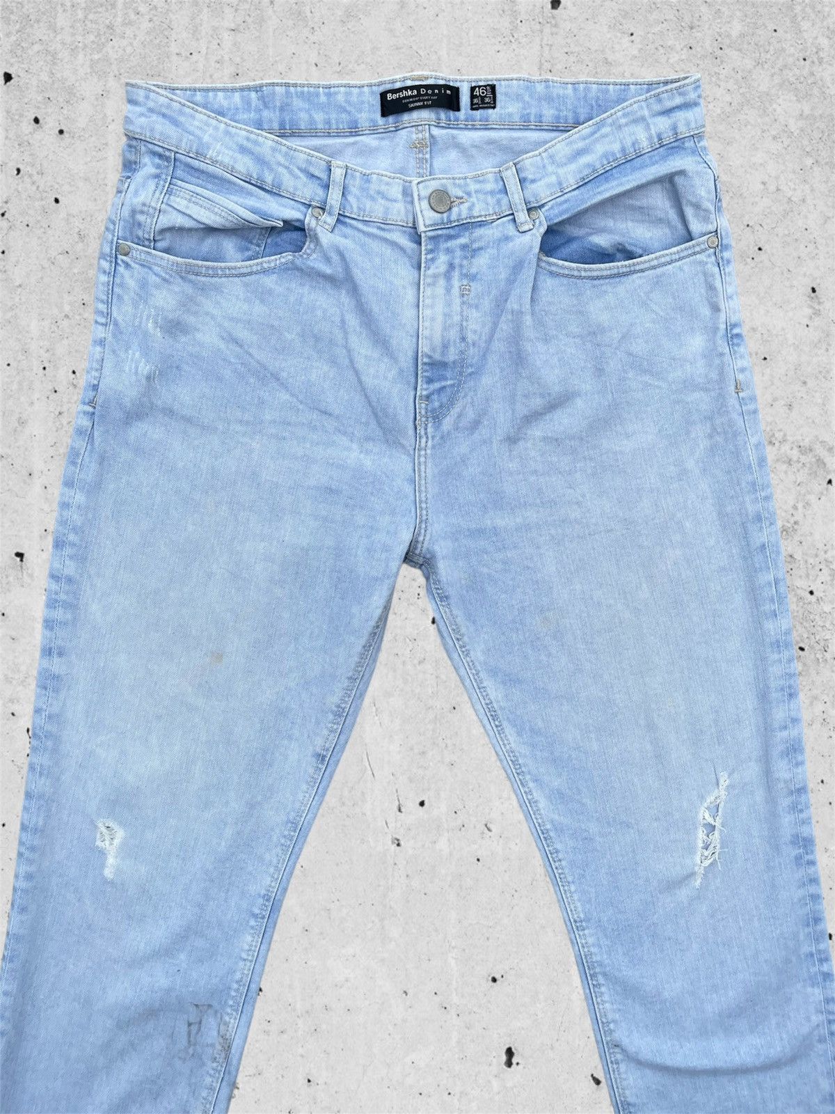 Bershka × Jean 🔥 Bershka Light Blue Distressed Denim W36 🔥 Size US 36 / EU 52 - 3 Thumbnail