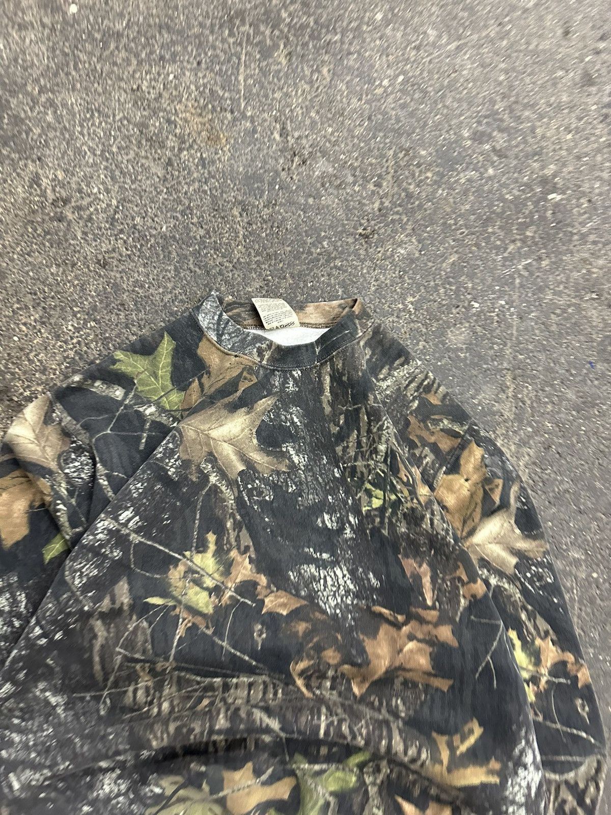 Realtree × Vintage Y2K realtree Camo crewneck Size US L / EU 52-54 / 3 - 6 Thumbnail