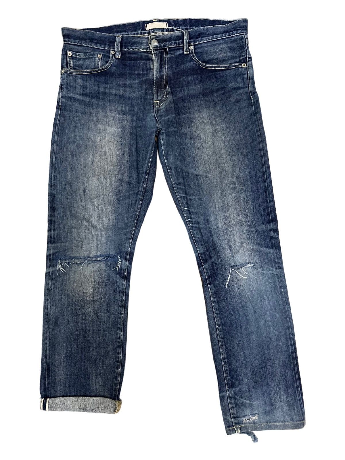 Japanese Brand × Jun Takahashi × Uniqlo Vintage Uniqlo Selvedge Blue Naturally Distressed Jeans Size US 36 / EU 52 - 1 Thumbnail