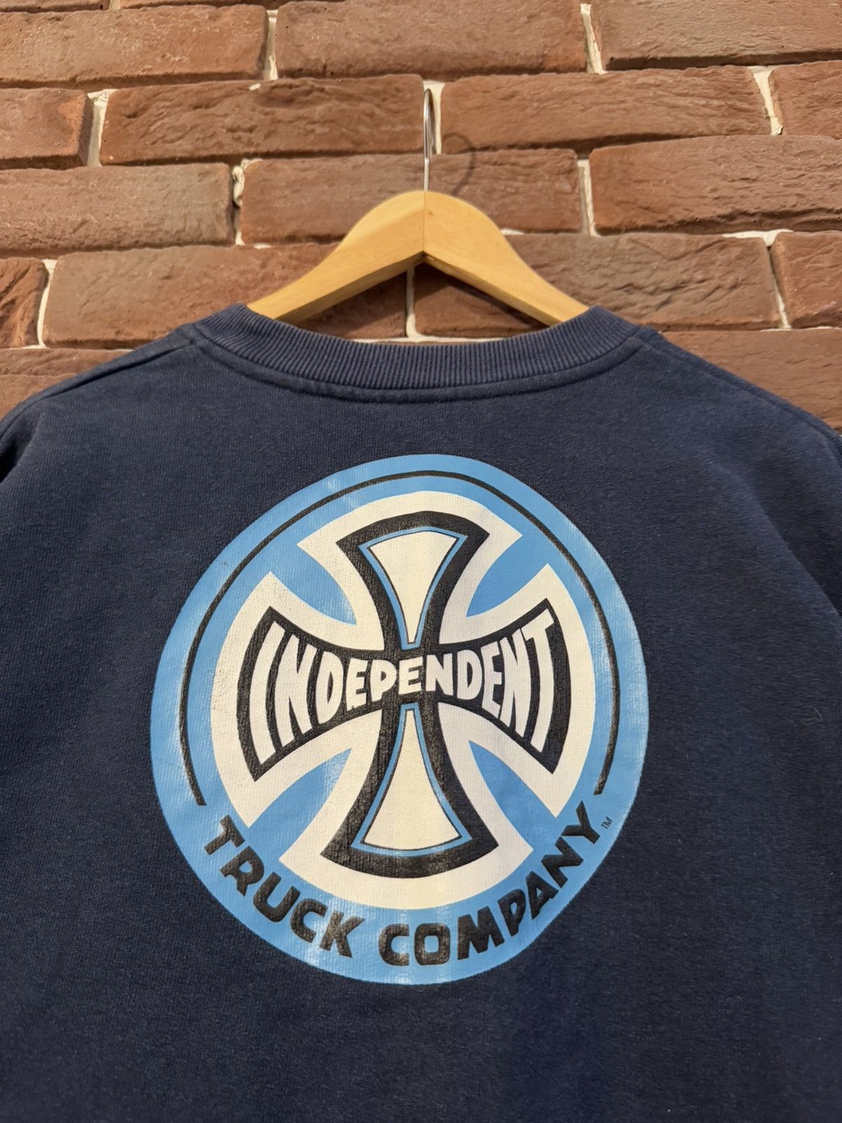 Independent Truck Co. Vintage 90s Independent Trucks Ride Washed Skate Crewneck xl Size US XL / EU 56 / 4 - 6 Thumbnail