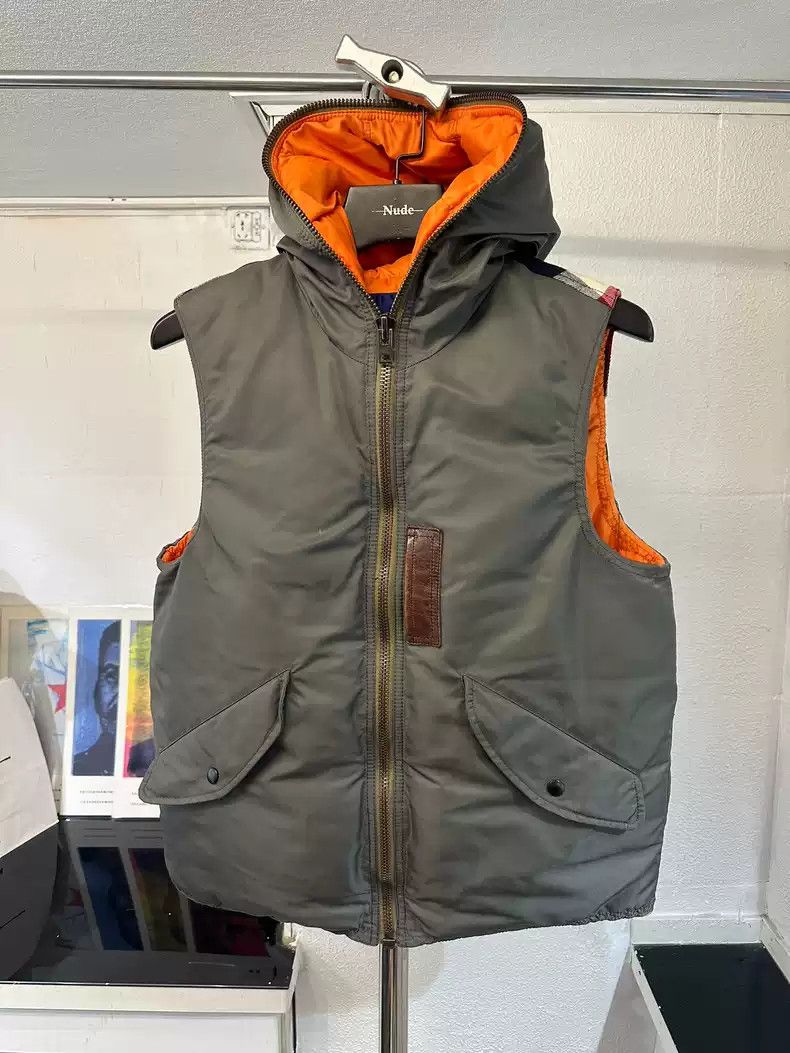 Junya vest hotsell