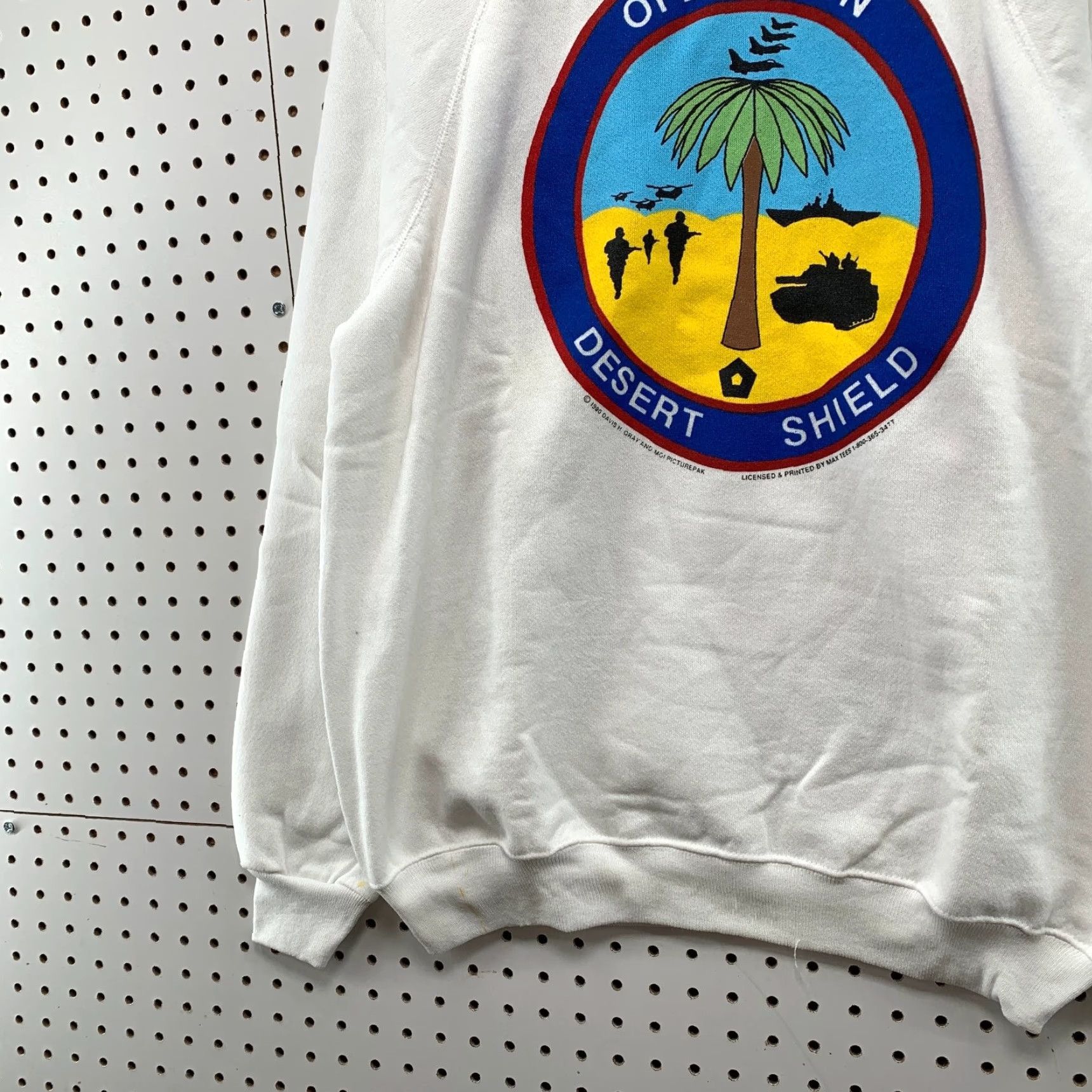 Hanes VINTAGE Hanes Sweatshirt Mens XL White 90s Military War Peace Graphic Print Desert Storm Crew Neck Long Sleeve Pullover Regular Comfort Size US XL / EU 56 / 4 - 5 Thumbnail