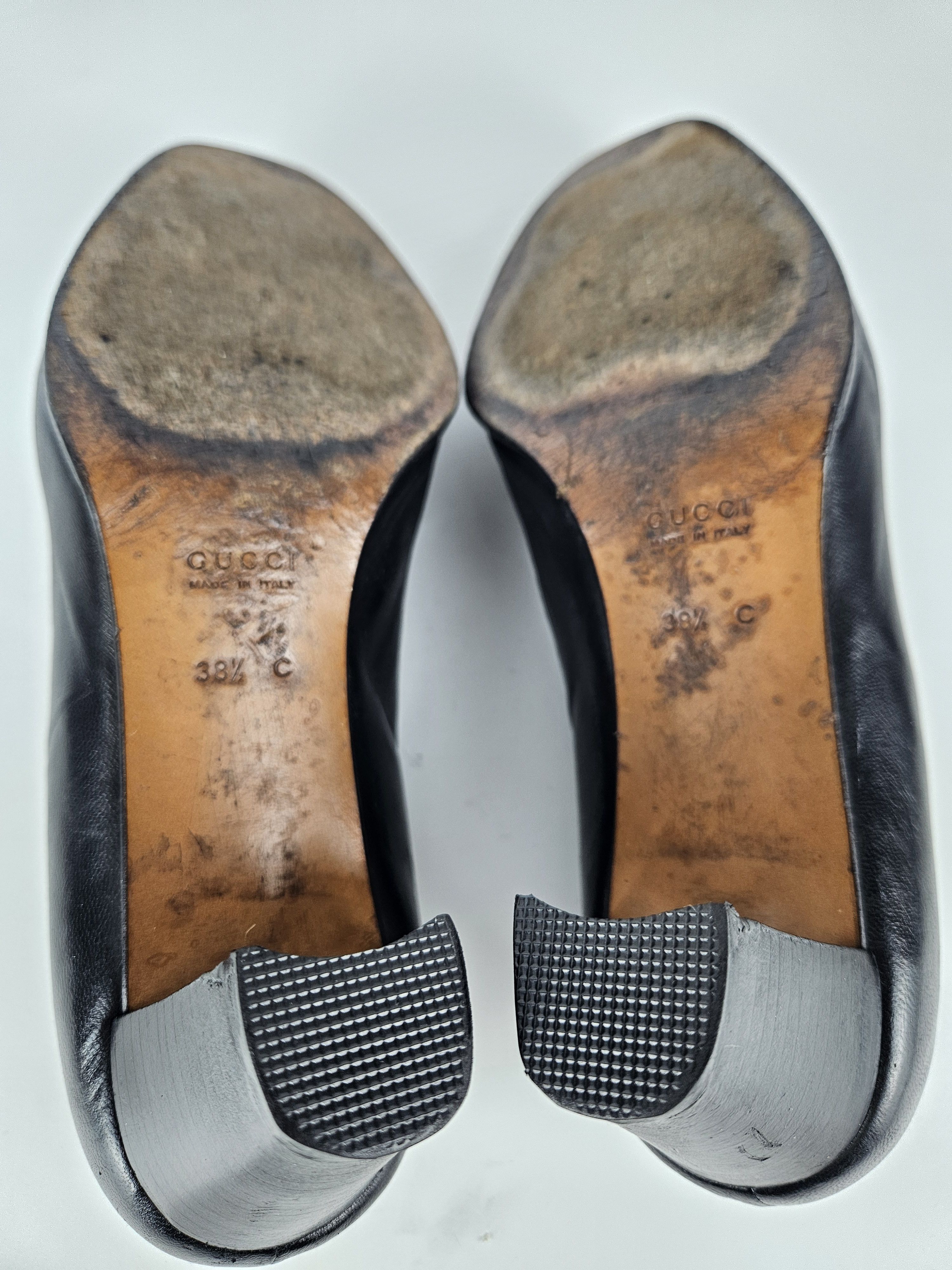 Gucci Vintage Gucci almond toe horsebit leather heels Size US 8.5 / IT 38.5 - 18 Thumbnail