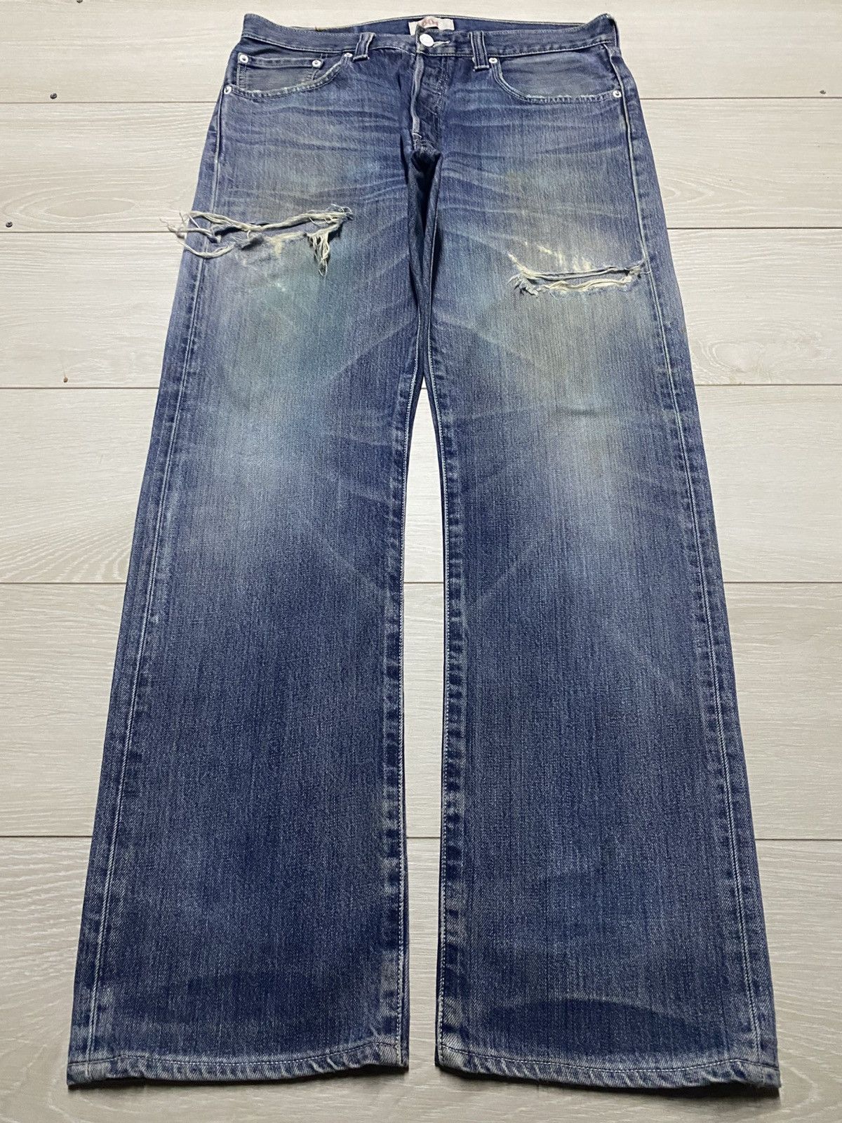 Levi's Vintage Levis 501 Distressed Loose Jeans Size US 33 - 1 Thumbnail