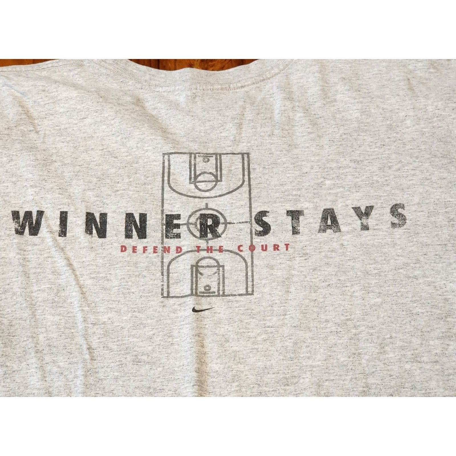 Nike VINTAGE Nike Hoop Wars Tee 2XL Mens T-Shirt 90s White Nike Hoops War Shirt Size US XXL / EU 58 / 5 - 3 Thumbnail