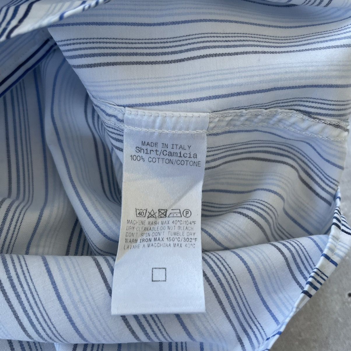 Designer × Gucci Vintage Gucci Men’s Shirt White With Blue Stripes Size L Size US L / EU 52-54 / 3 - 9 Thumbnail