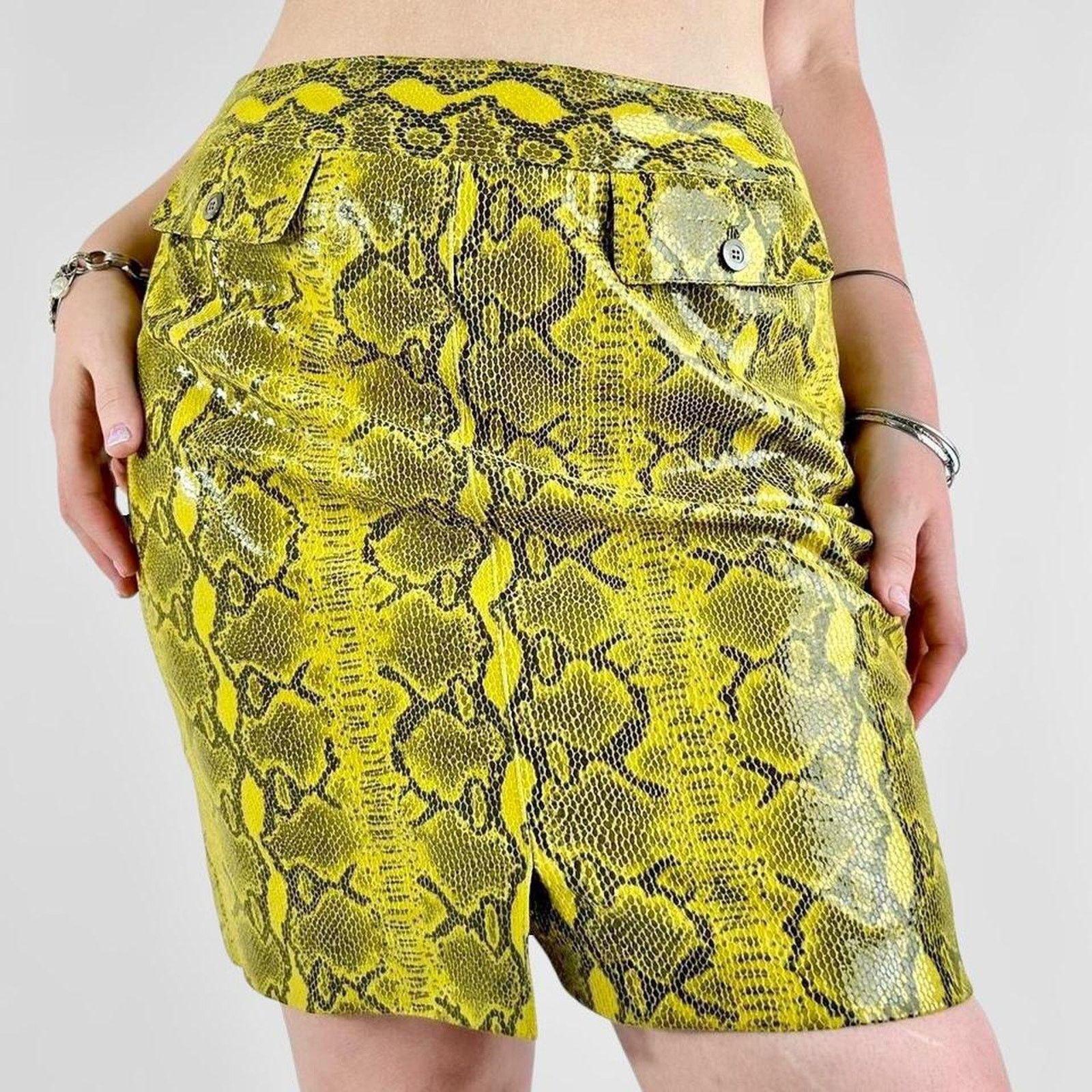 Other yellow and black snakeskin leather mini skirt Size 30" / US 8 / IT 44 - 2 Thumbnail