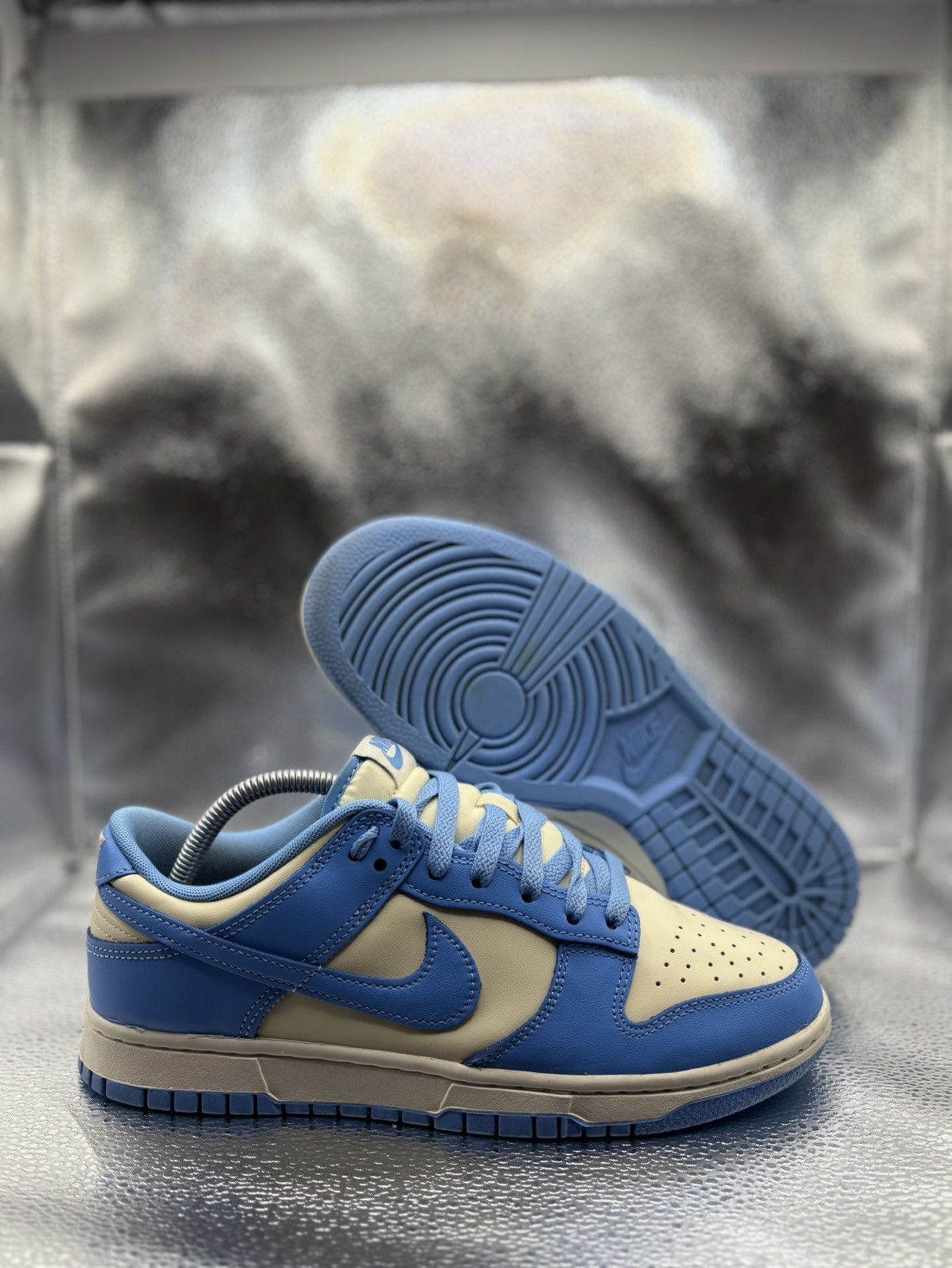 Nike dunk low university blue coconut blue