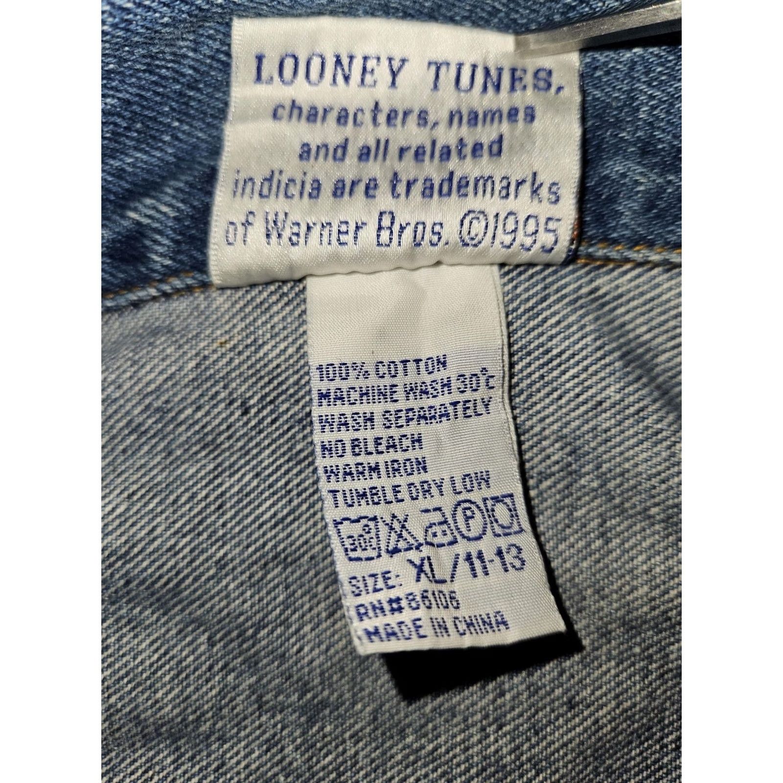 Vintage VINTAGE Looney Tunes Tweety Jacket Womens XL Blue Denim Embroidered Cartoon 90s Size XL / US 12-14 / IT 48-50 - 4 Thumbnail