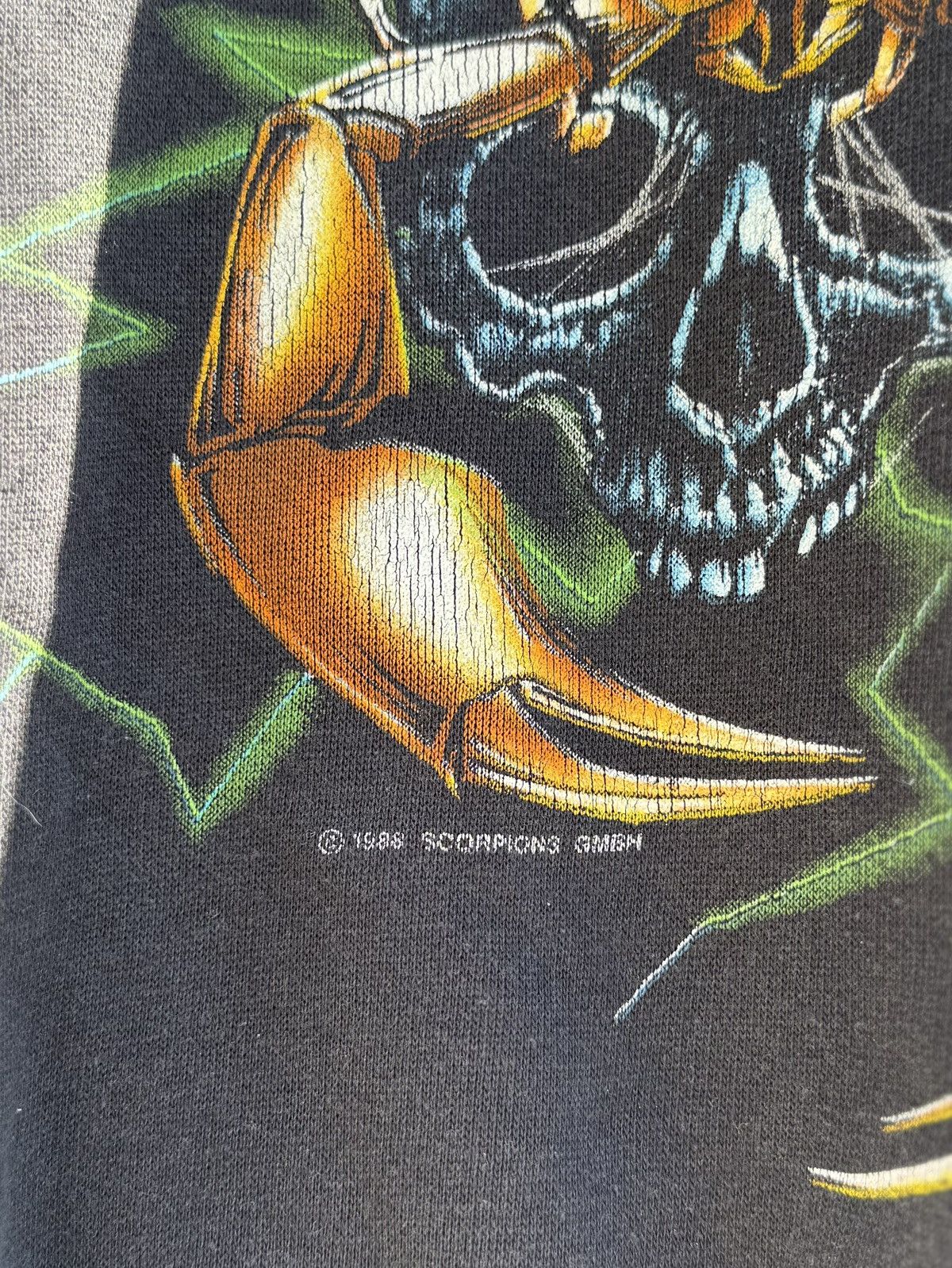 Band Tees Vintage 1988 Scorpions Tour Band Sweatshirt Caliber Tag Size US XL / EU 56 / 4 - 6 Thumbnail