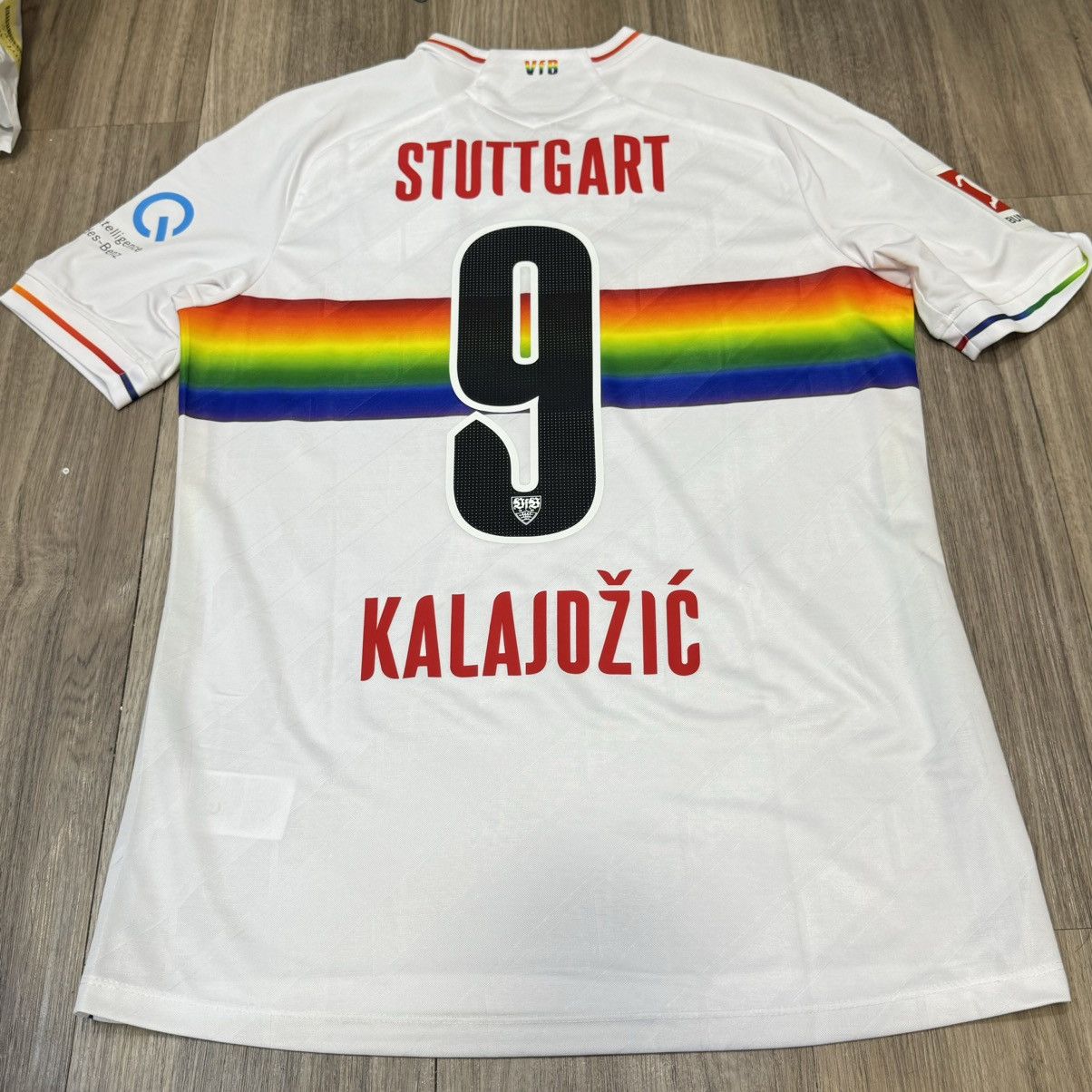 Other VfB Stuttgart 20/21 special jersey #9 Kalajozic (Bnwt) Size US S / EU 44-46 / 1 - 2 Thumbnail