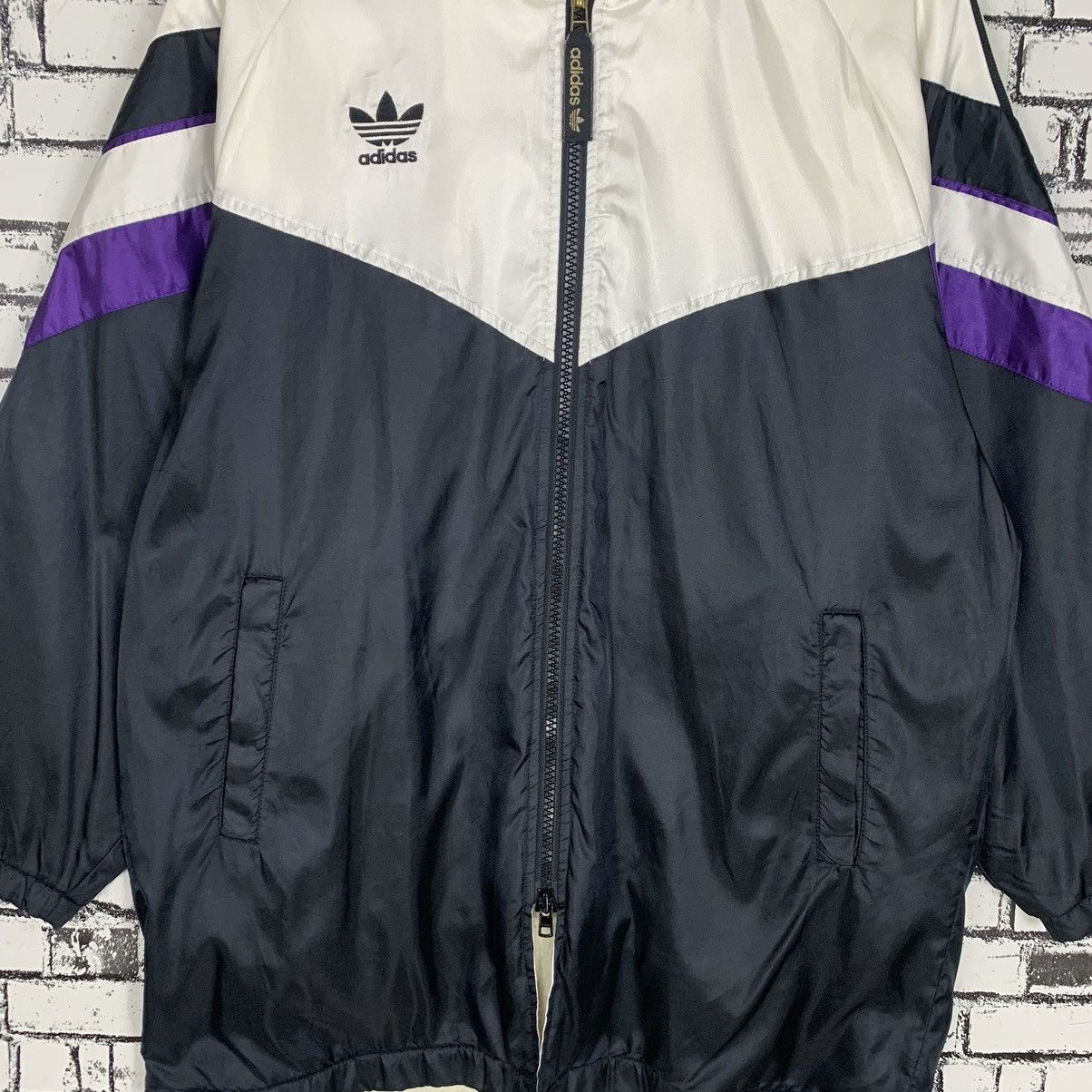 Adidas Adidas Back Print Big Logo Windbreaker Size M / US 6-8 / IT 42-44 - 5 Thumbnail