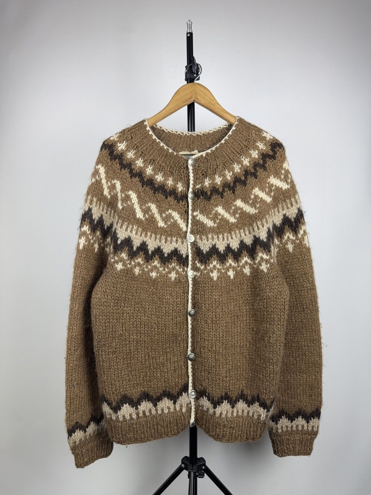 Vintage Nordic Wool Iceland Cardigan Dale Of Norway Style Brown Size US XL / EU 56 / 4 - 1 Thumbnail