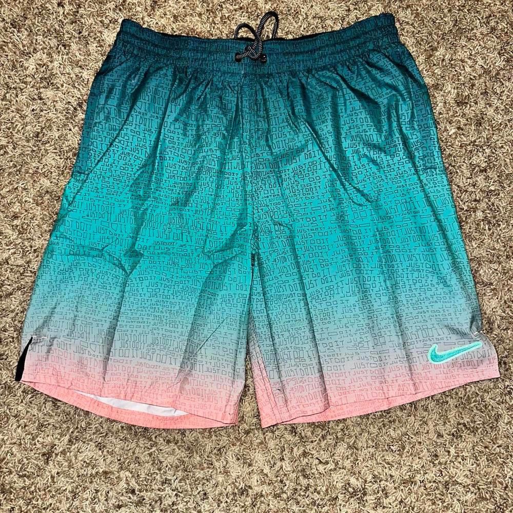 Nike Nike Swim Men's JDI Fade 9" Volley Shorts Bleached Coral Size US 32 / EU 48 - 1 Thumbnail