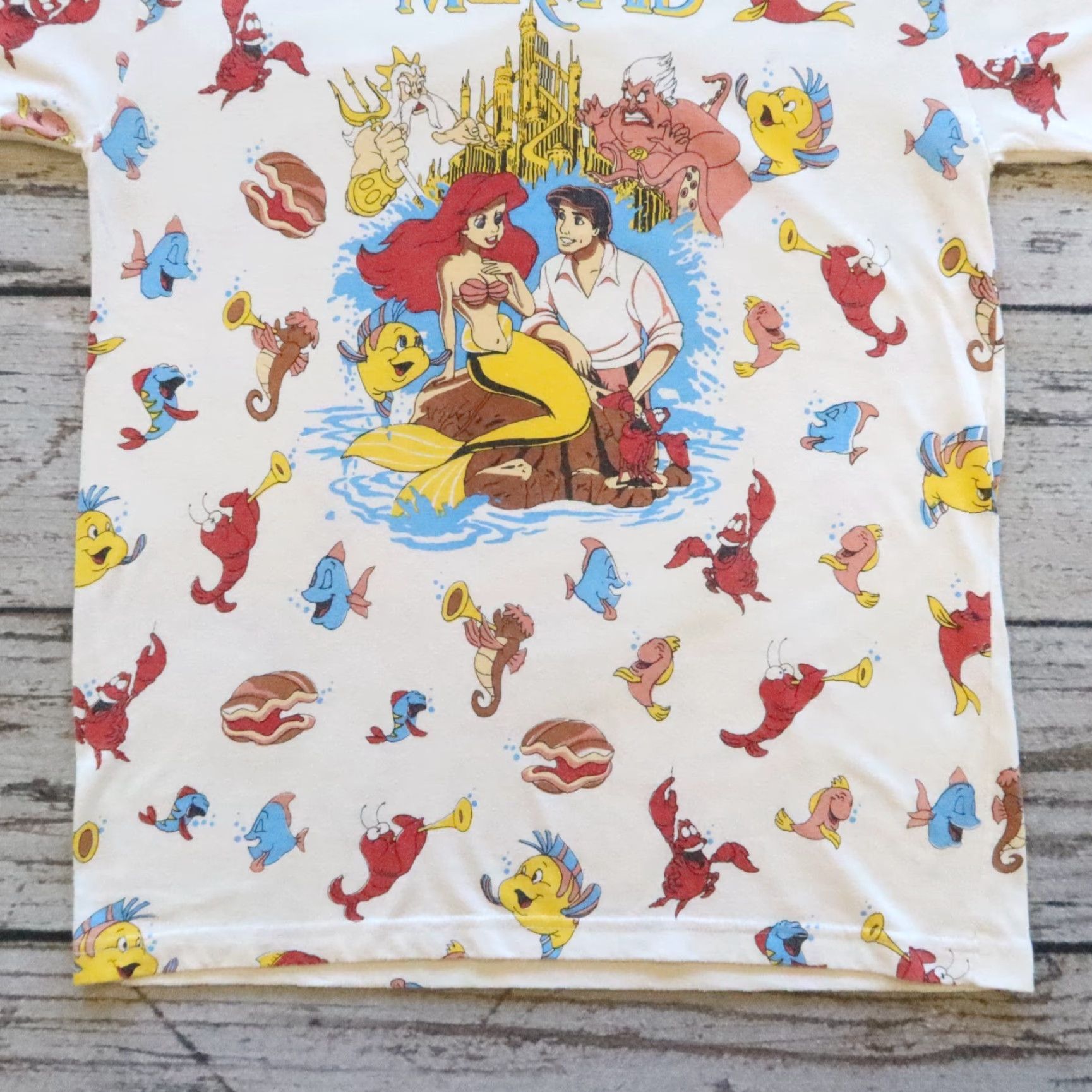 Vintage VINTAGE The Little Mermaid Dimple Collection AOP Tshirt Shirt M White Men 90s Concert/Theme Shirt Mens Size US M / EU 48-50 / 2 - 3 Thumbnail