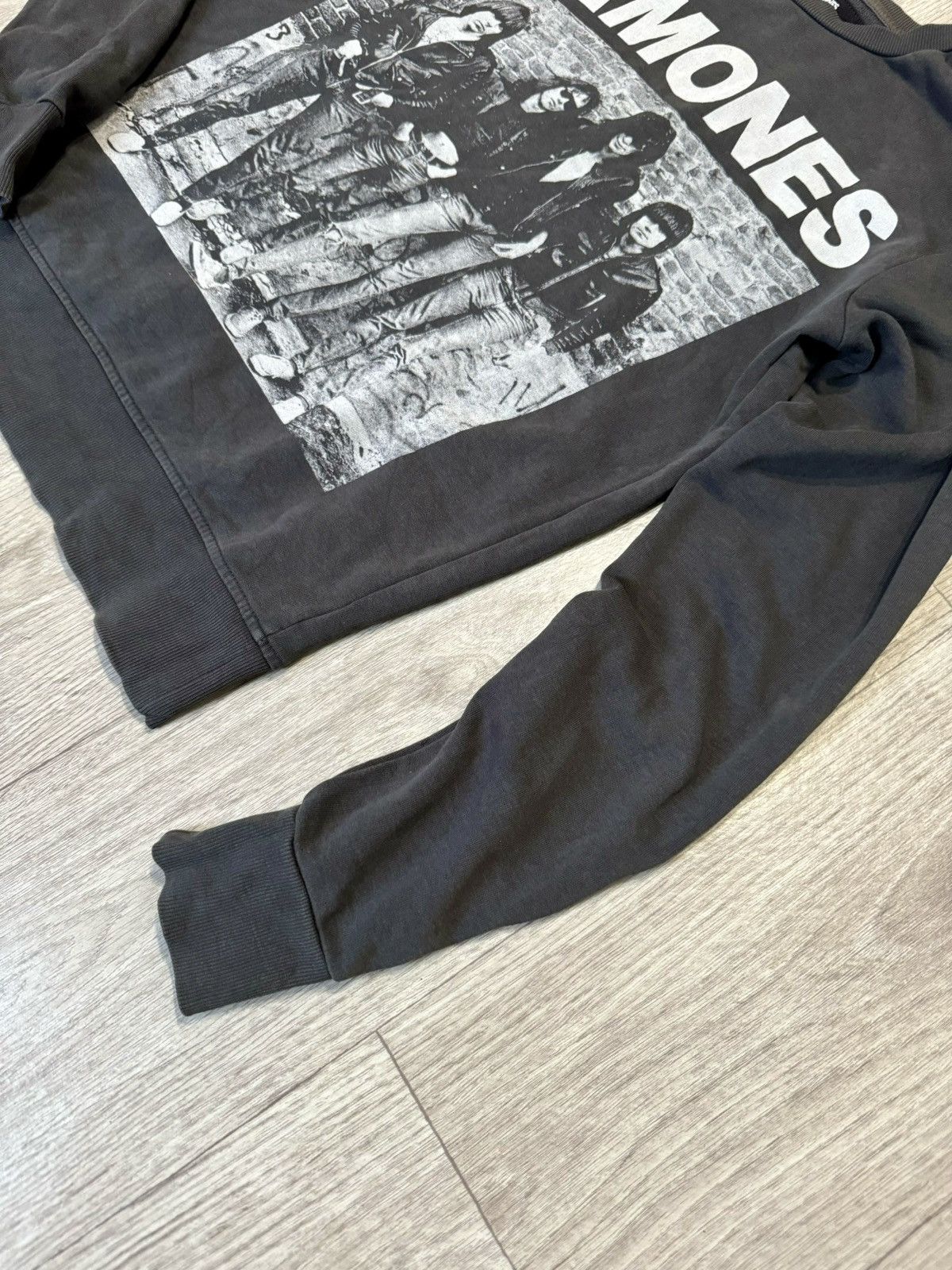 Band Tees 🔷Vintage Ramones Sweatshirt🔷 Size US S / EU 44-46 / 1 - 3 Thumbnail