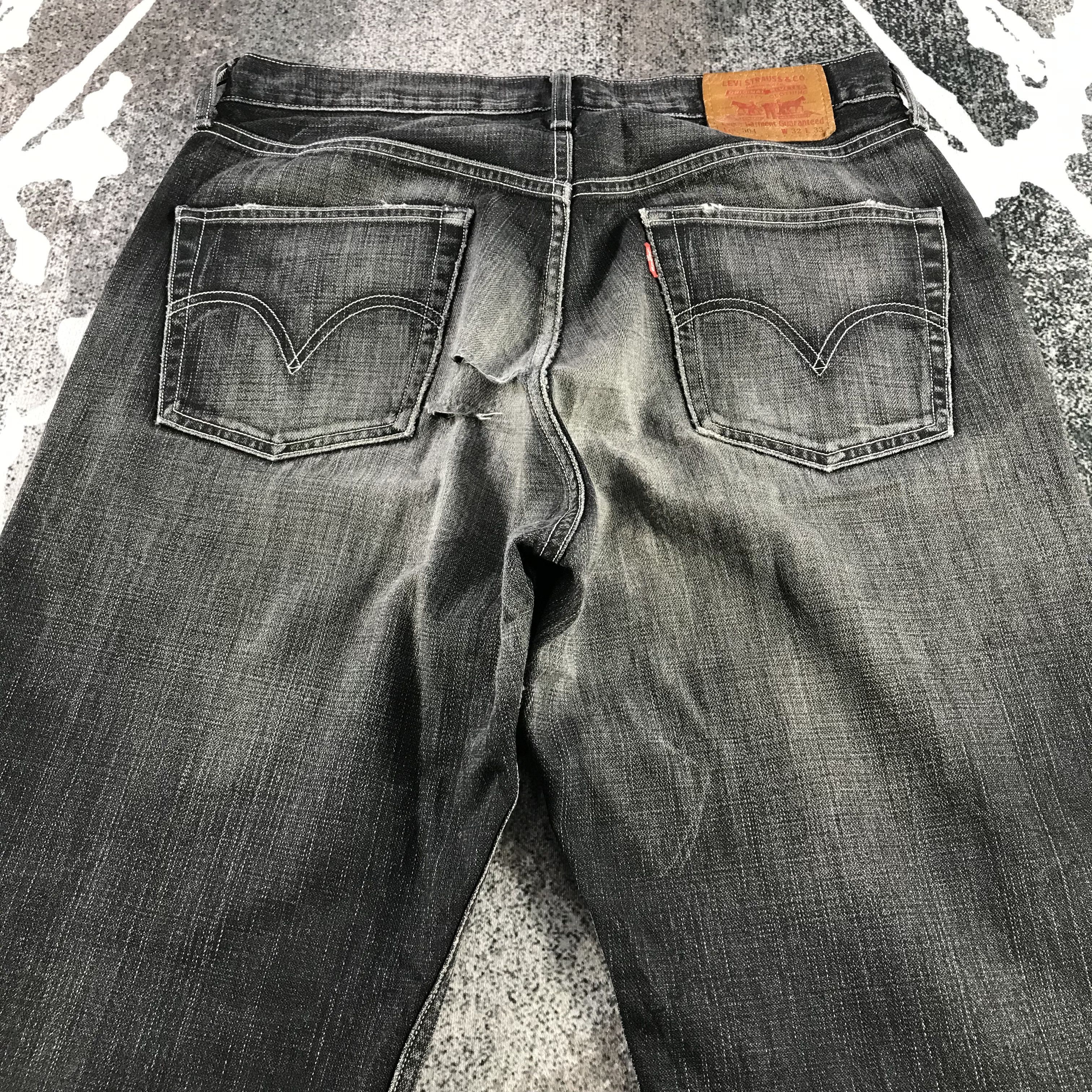 Levi's Distress Vintage Levis 504 Jeans Faded Black Denim KJ3350 Size US 32 / EU 48 - 4 Thumbnail