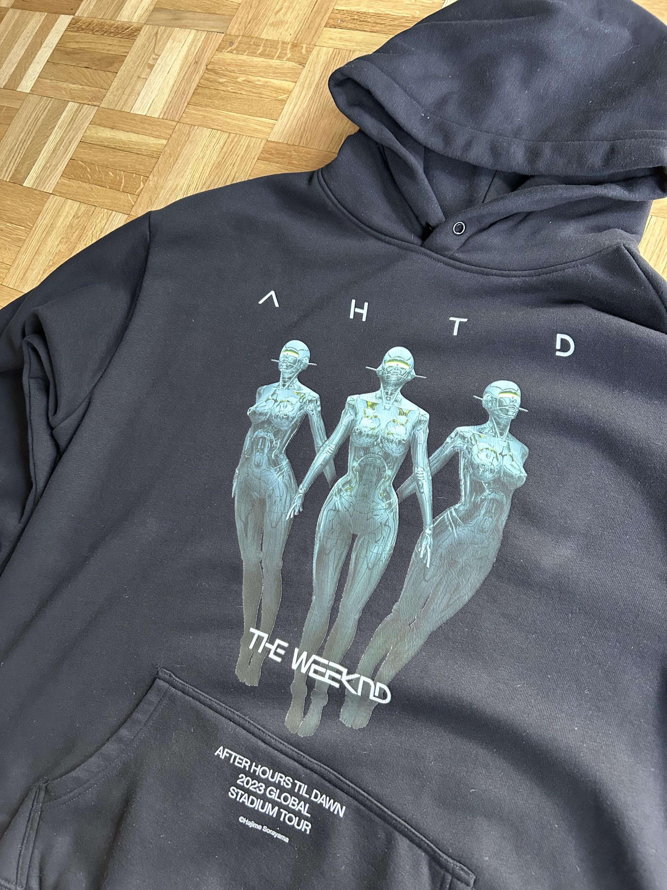 Yahoo!オークション - 美品 THE WEEKND × SORAYAMA ザ・ウィーク
