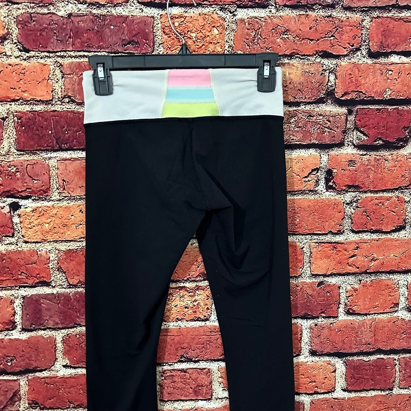 Lululemon Black full length Lululemon Leggings Size 27" / US 4 / IT 40 - 4 Thumbnail