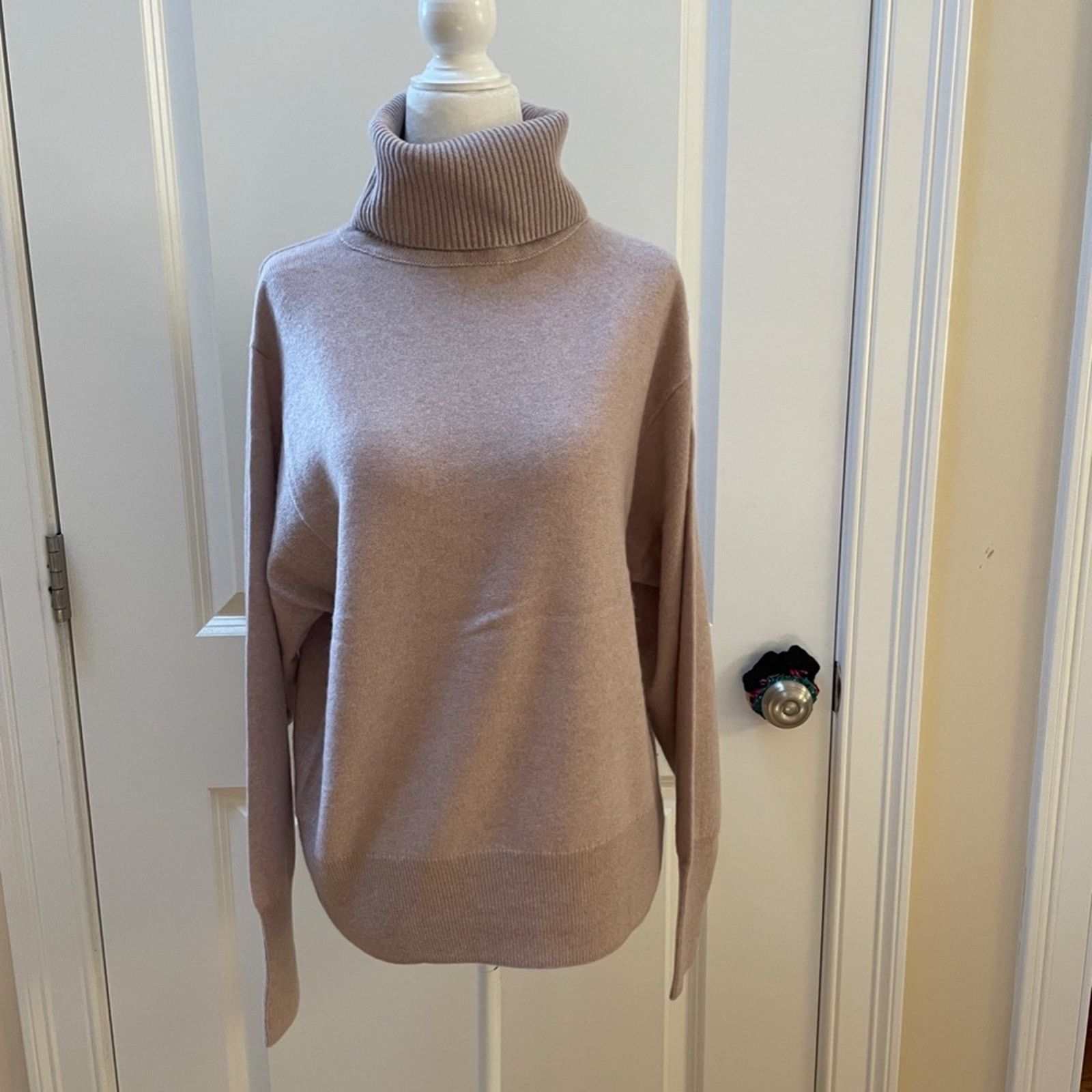 360Cashmere Zara Skull Back Turtle Neck Sweater from 360 Cashmere Size M / US 6-8 / IT 42-44 - 2 Thumbnail