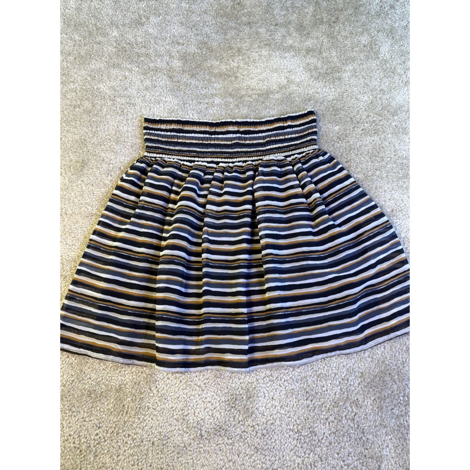 Old Navy Old Navy Skirt Shirt? Wait. Size 32" / US 10 / IT 46 - 6 Thumbnail