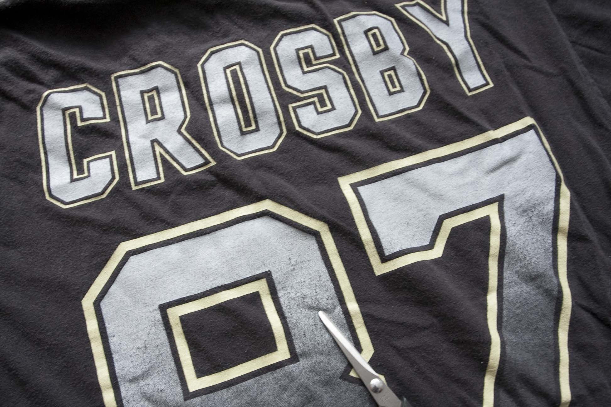 NHL Sidney Crosby T Shirt Size M Pittsburgh Penguins Size US M / EU 48-50 / 2 - 2 Thumbnail