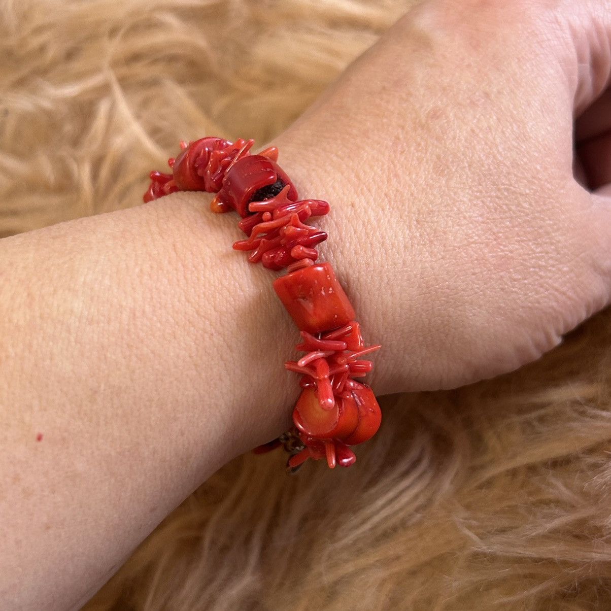 Vintage Vintage genuine rough red coral beaded toggle bracelet Size ONE SIZE - 4 Thumbnail