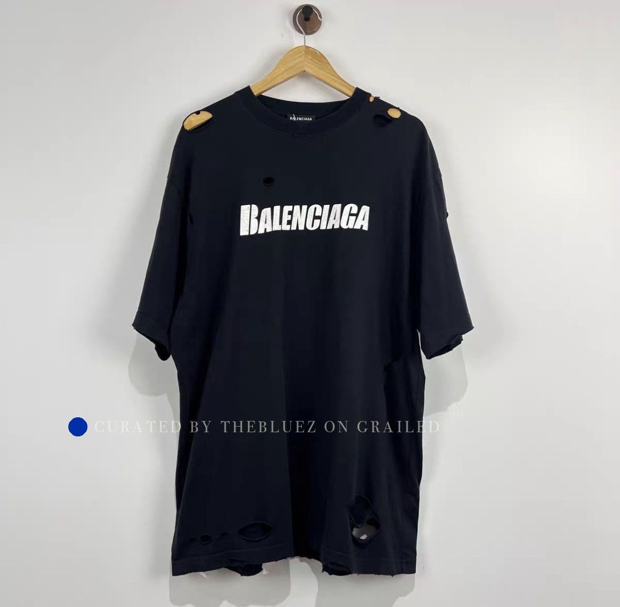Balenciaga Vintage Ripped Black T-Shirt Size US XS / EU 42 / 0 - 1 Thumbnail