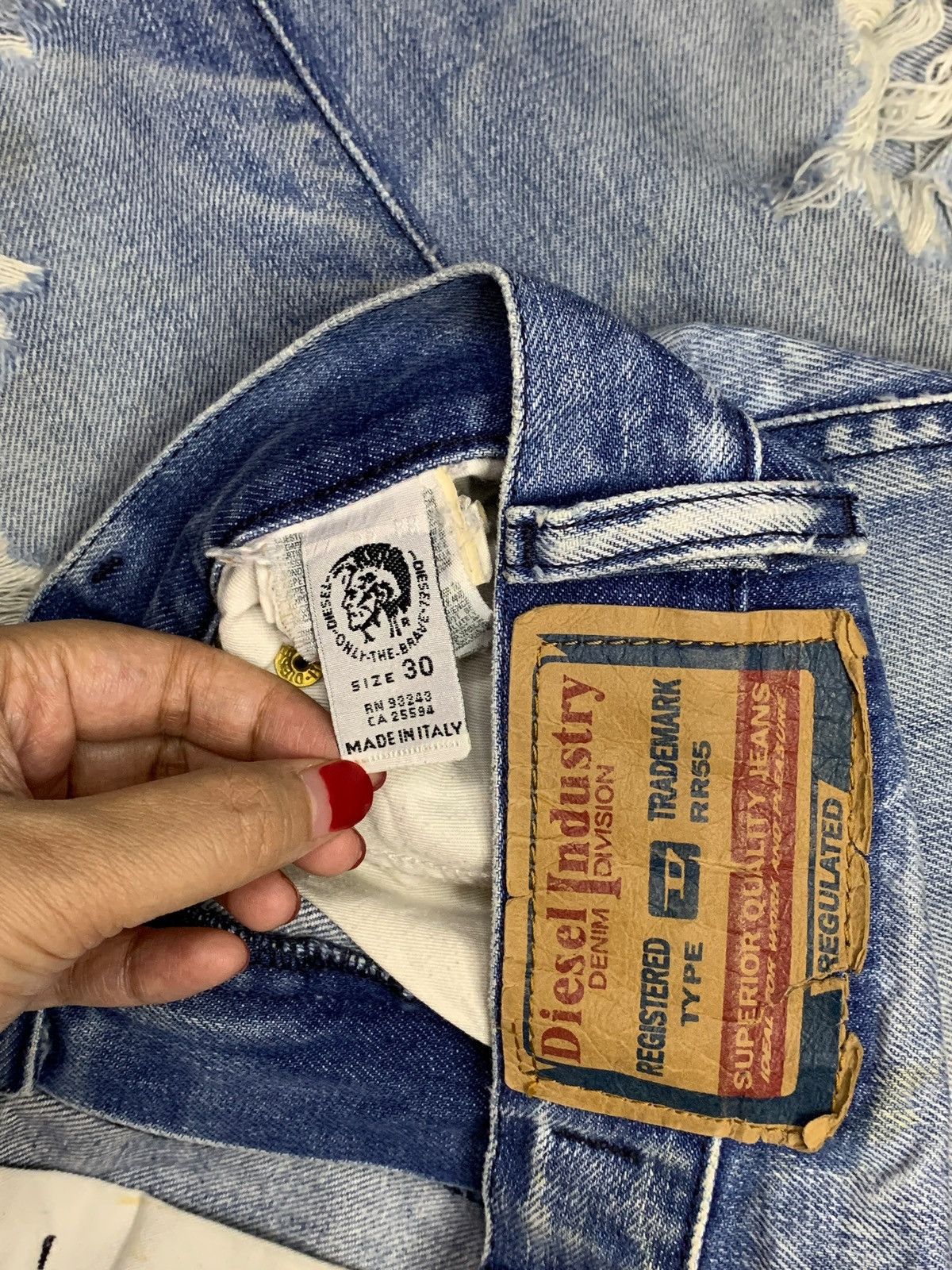 Diesel Vintage Italy Diesel Light Faded Wash Distress Bootcut Jeans Size US 29 - 10 Thumbnail