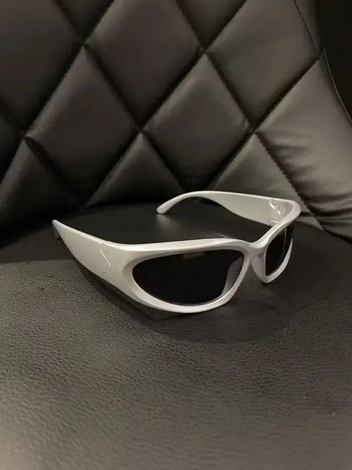 Electric Visual Vintage Y2K glasses Sunglasses cyber retro rare cozy silver Size ONE SIZE - 3 Thumbnail