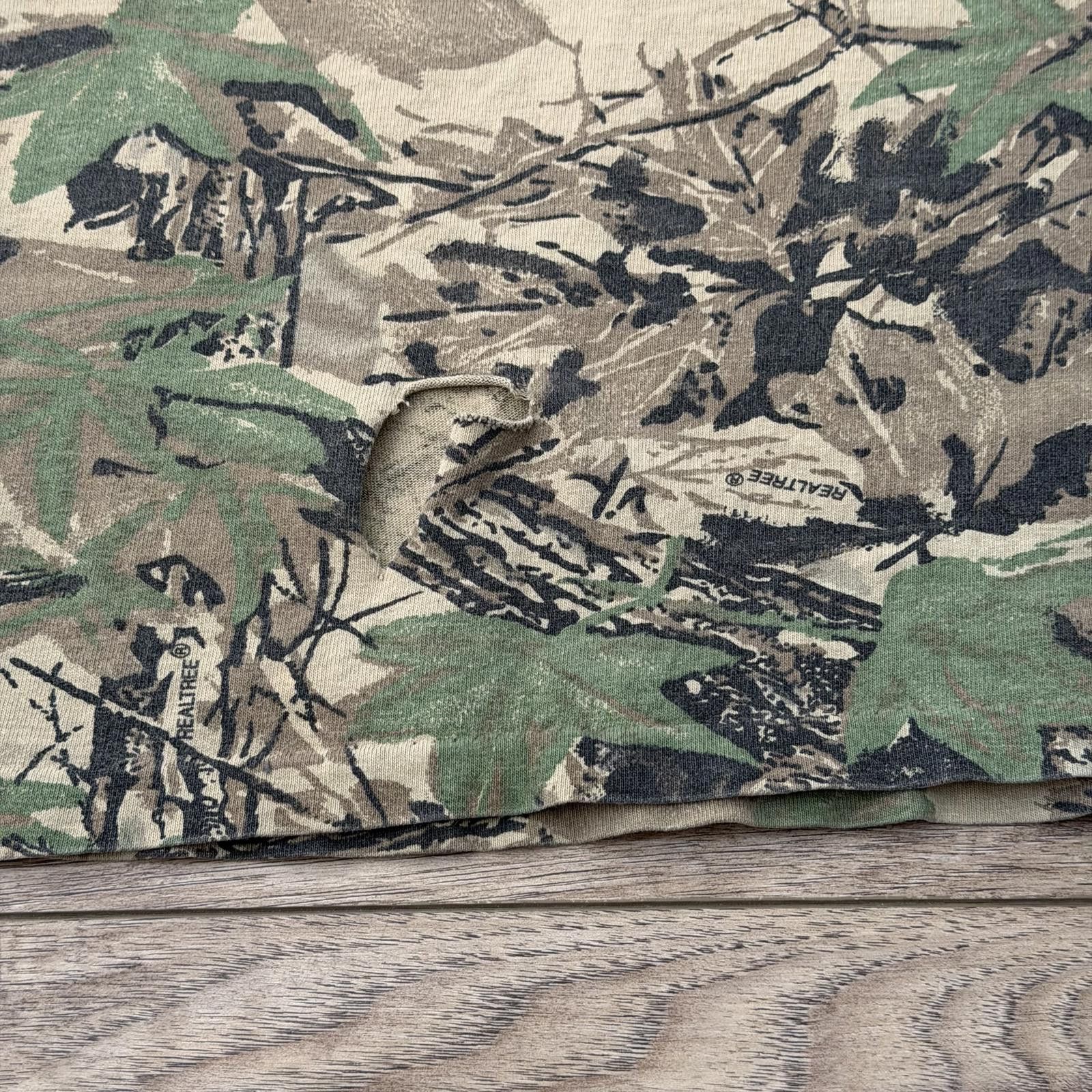 Cabelas Vintage Cabela’s RealTree Camo Hunting Pocket Shirt 90s Size US XL / EU 56 / 4 - 3 Thumbnail