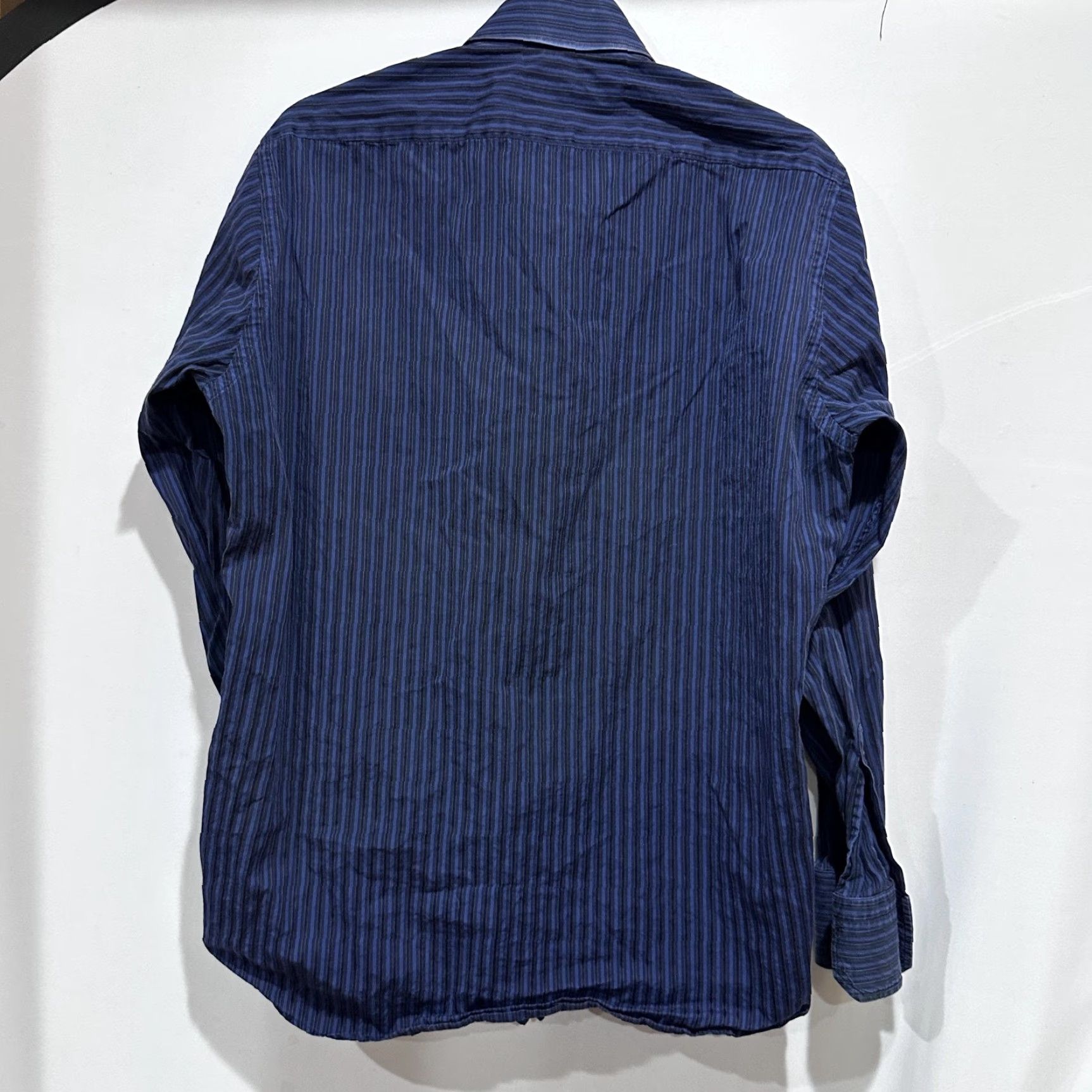 Hugo Boss HUGO BOSS Shirt Men 15.5 32/33 Blue Black Pinstripe Long Sleeve Button Front Dress Shirt Regular Size US M / EU 48-50 / 2 - 2 Thumbnail