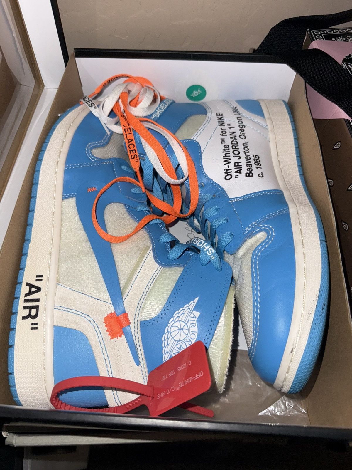 Jordan Brand × Off-White Off white Jordan UNC 1 Size US 12 / EU 45 - 1 Thumbnail