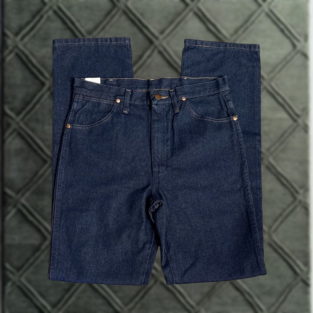 Wrangler VINTAGE Wrangler 31x34 Cowboy Cut Slim Fit Jeans Mens 100% Cotton Denim NWT Wrangler Cowboy Cut Blue 5-Pocket Rise 11.5" Belt Loops Nicaragua Size US 31 - 1 Thumbnail