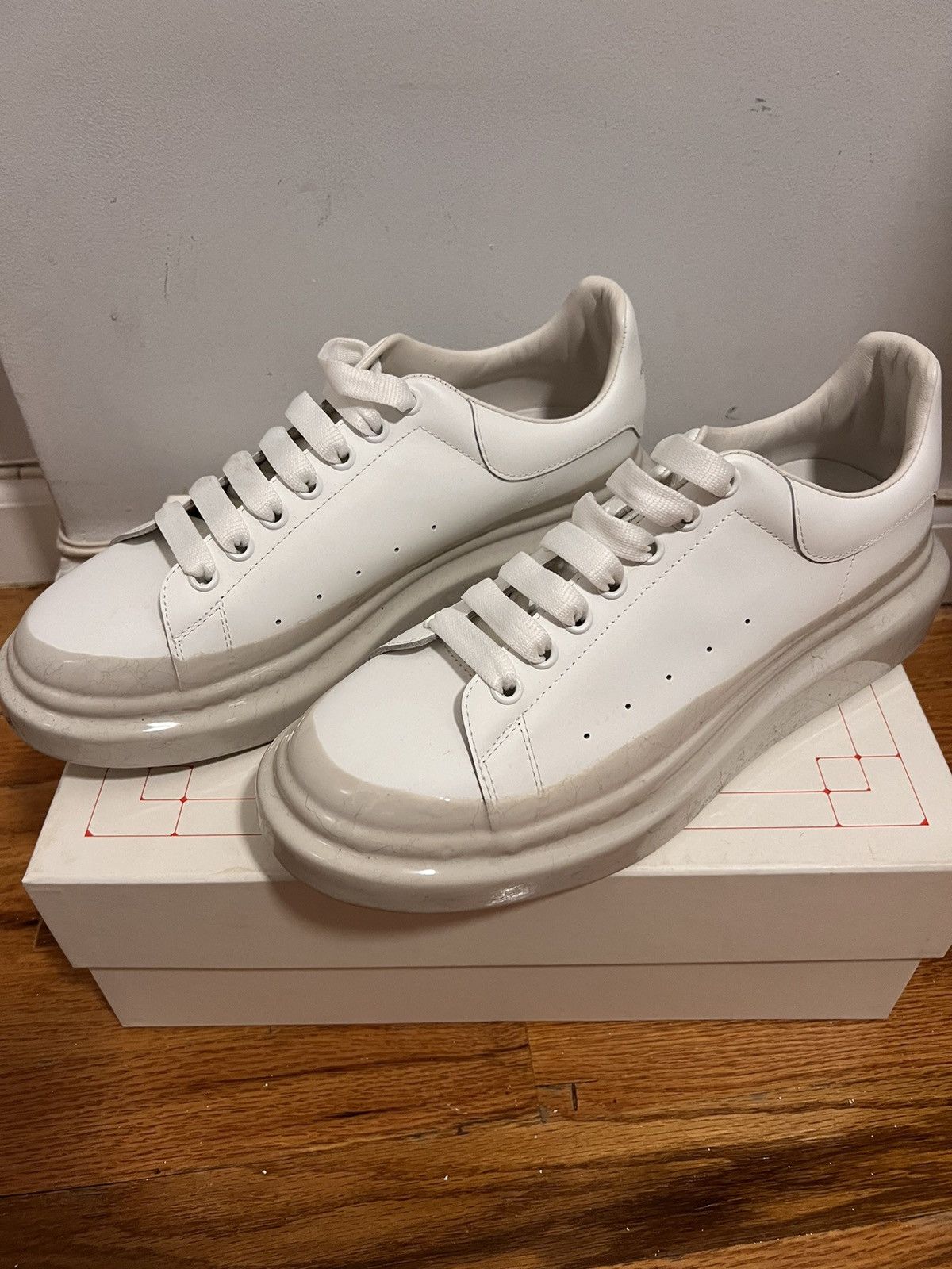 Alexander McQueen Alexander McQueen Larry - Dipped Band White / Ivory Size US 12 / EU 45 - 2 Thumbnail