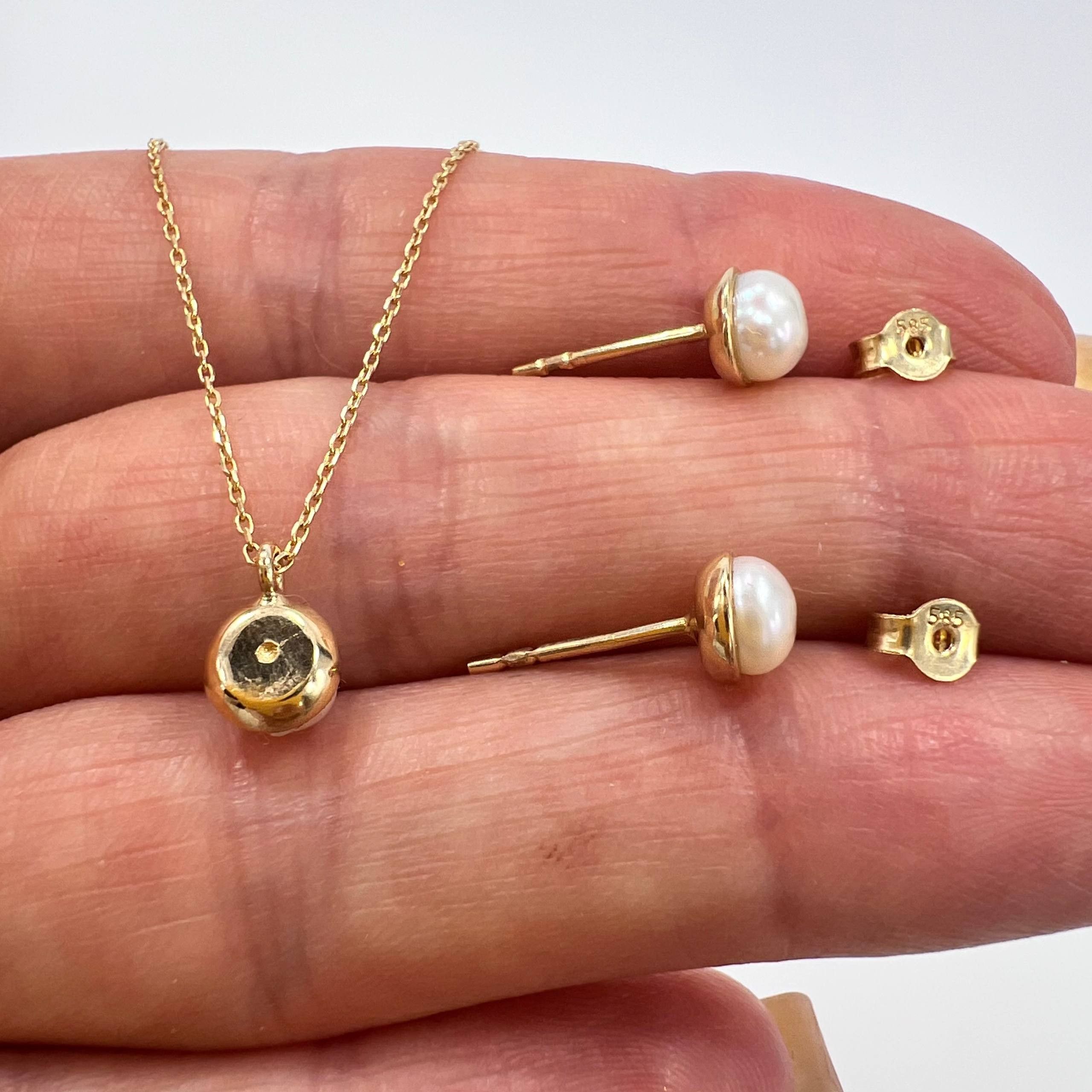 Other 14K Gold Pearl Chain Necklace Stud Earrings Set Italy 2.6g Size ONE SIZE - 8 Thumbnail