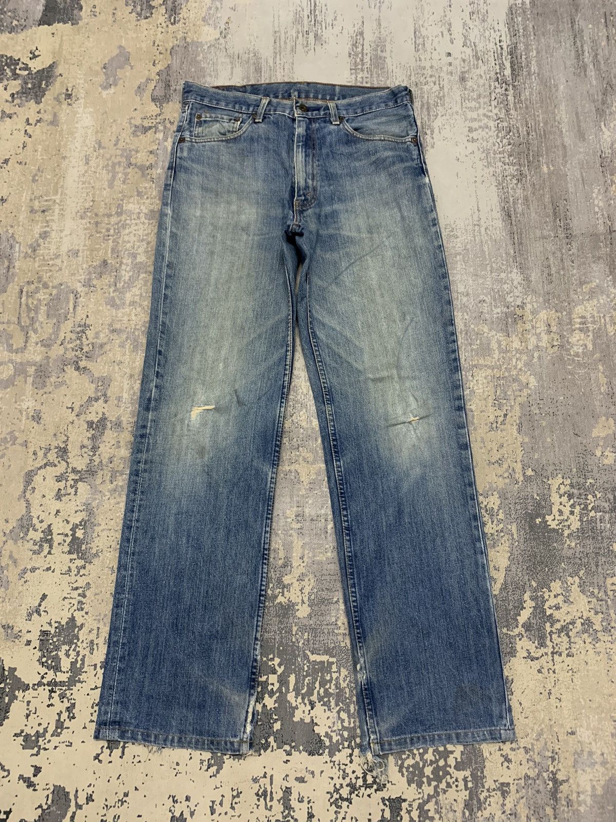 Levi's Vintage Levi’s 502 Straight Leg Distressed Jeans Faded Blue Size US 32 / EU 48 - 2 Thumbnail