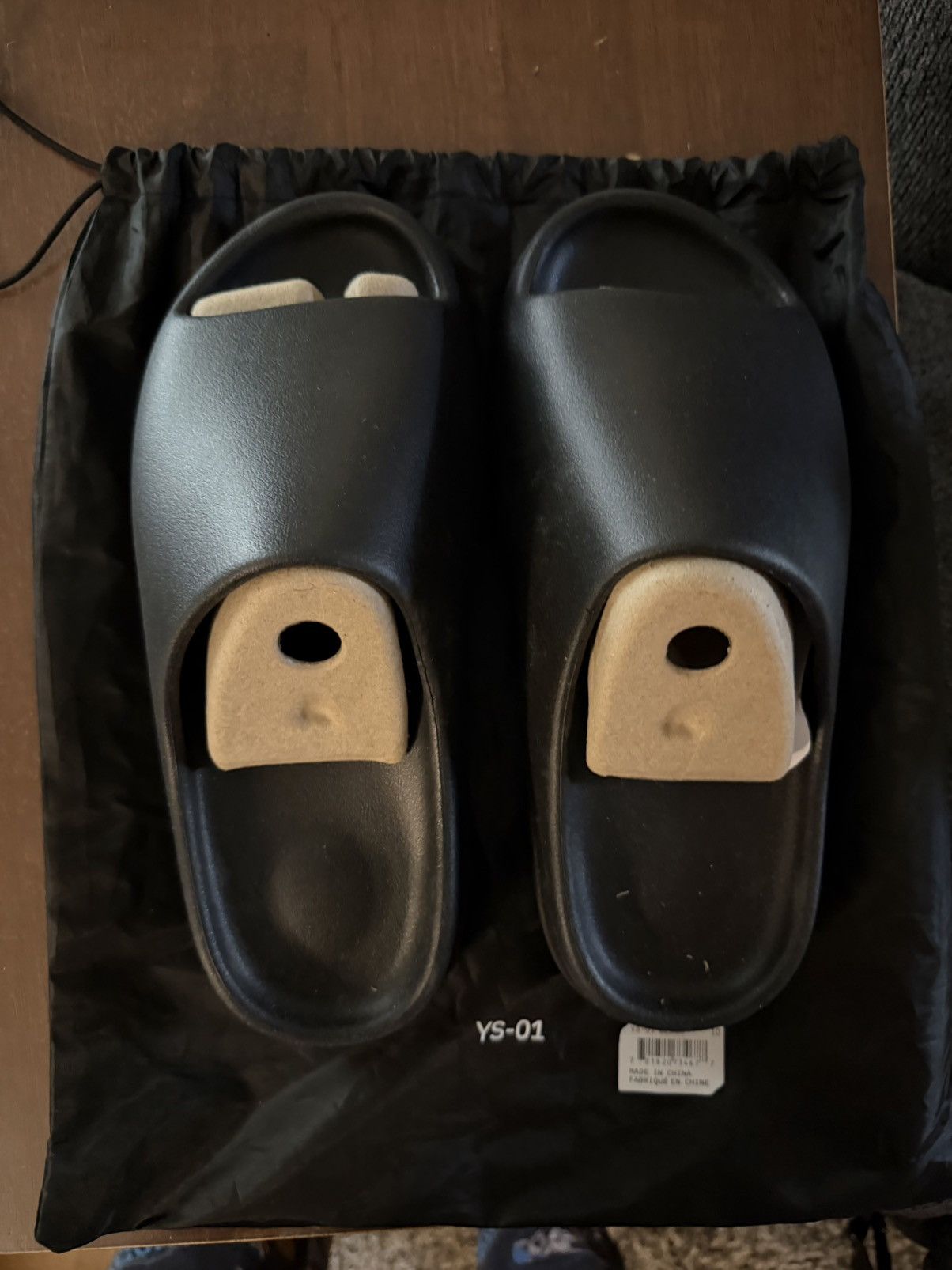 Yeezy Black Yeezy Slides Size US 11 / EU 44 - 1 Preview