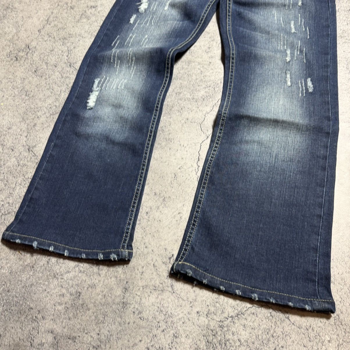 Diesel Vintage Diesel Faded Jeans Size US 32 / EU 48 - 5 Thumbnail